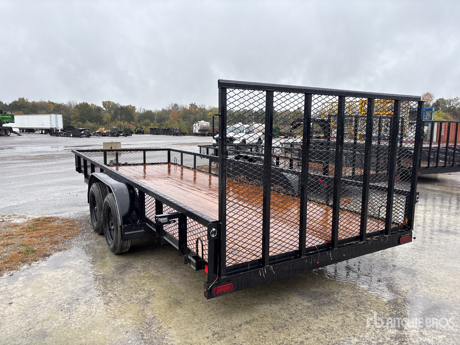 General Appearance with Picture, Left Rear Corner