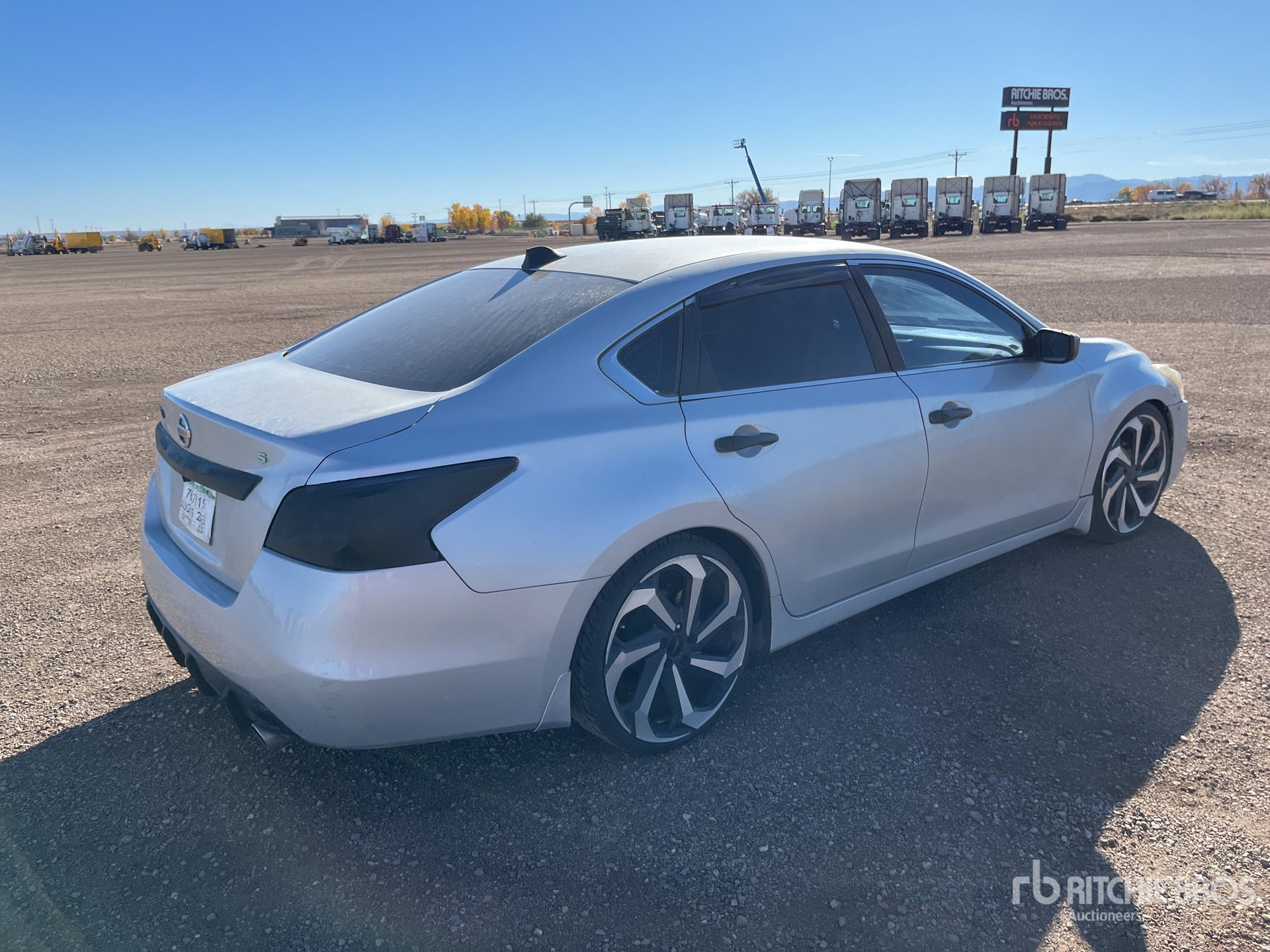 General Appearance with Picture, Right Rear Corner