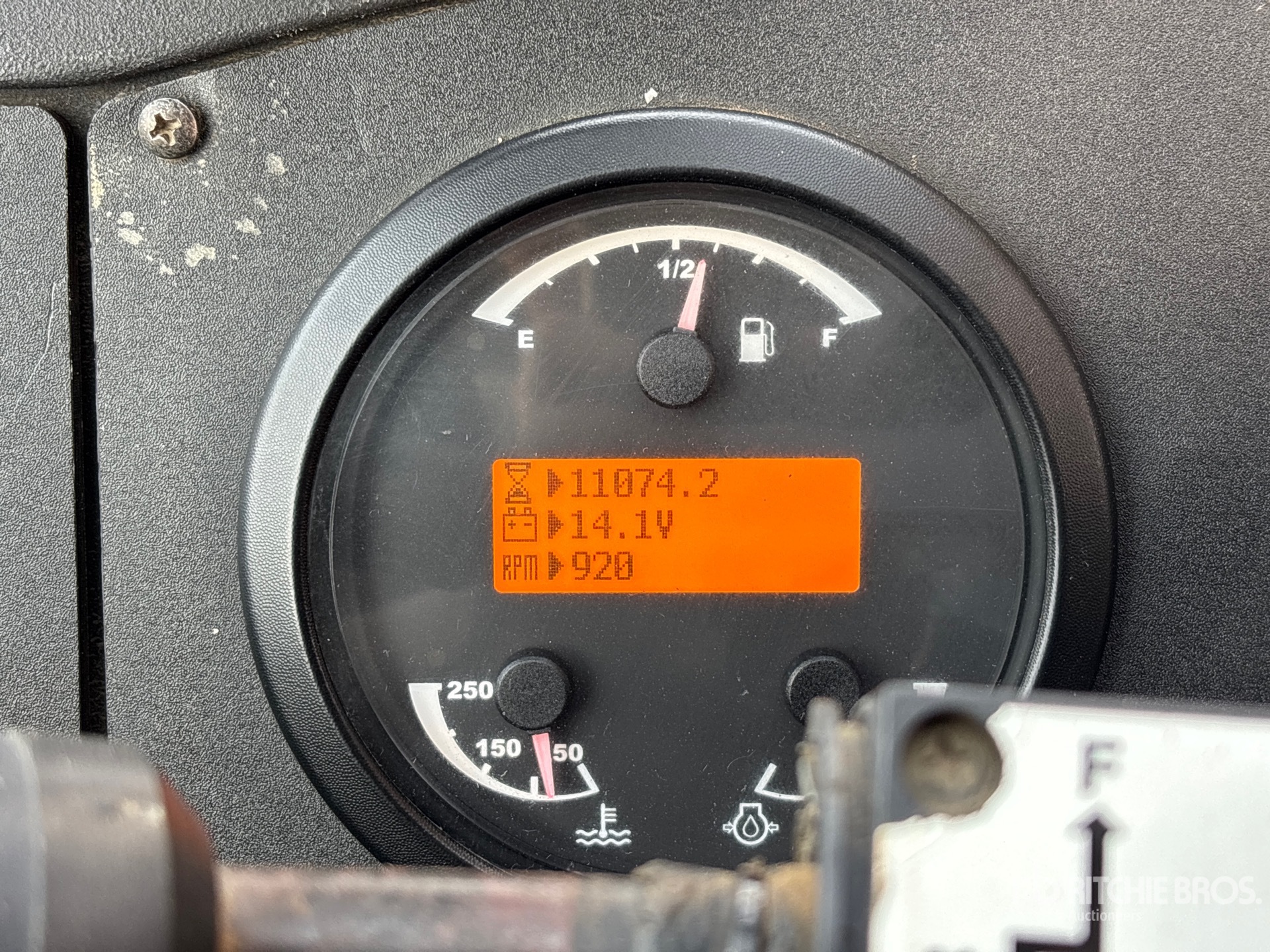 General Appearance with Hour Meter / Odometer