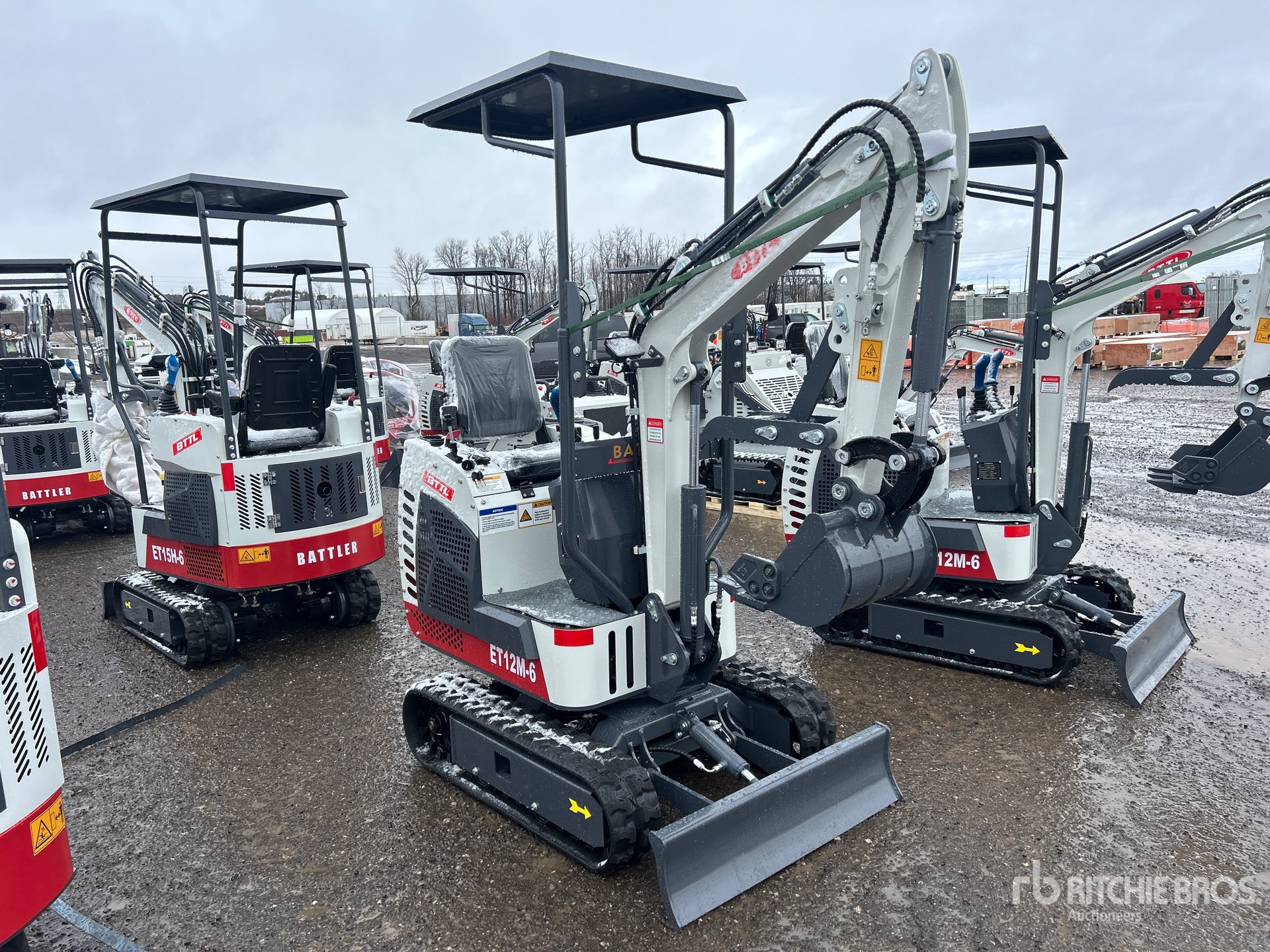 General Appearance with Foto, angolo anteriore destro