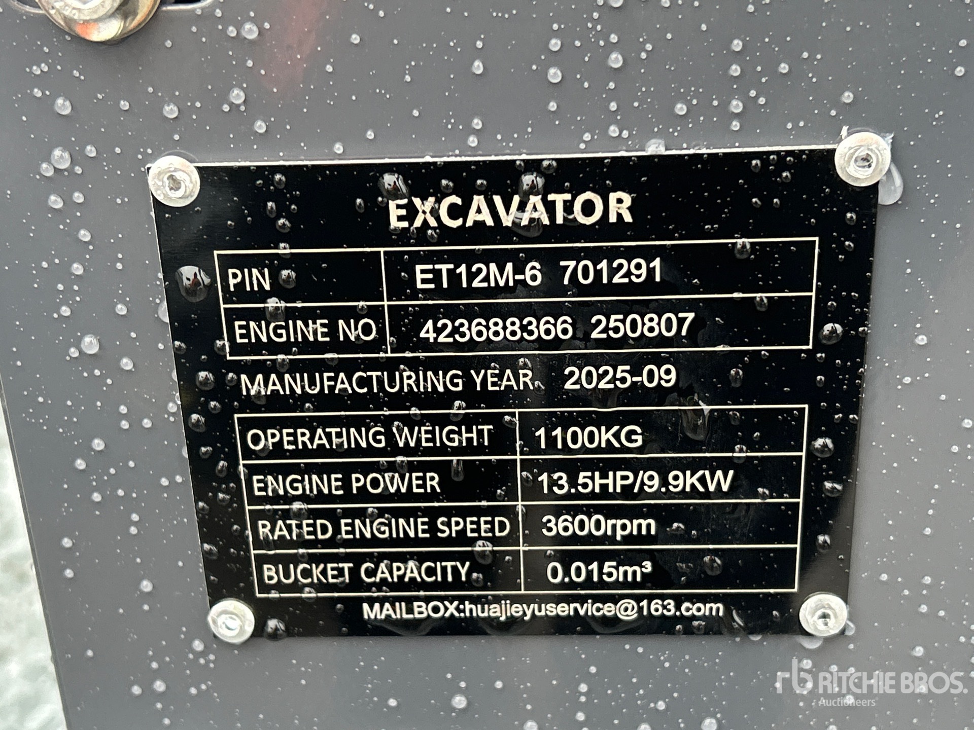 General Appearance with Numero seriale/numero d’identificazione del veicolo (VIN)