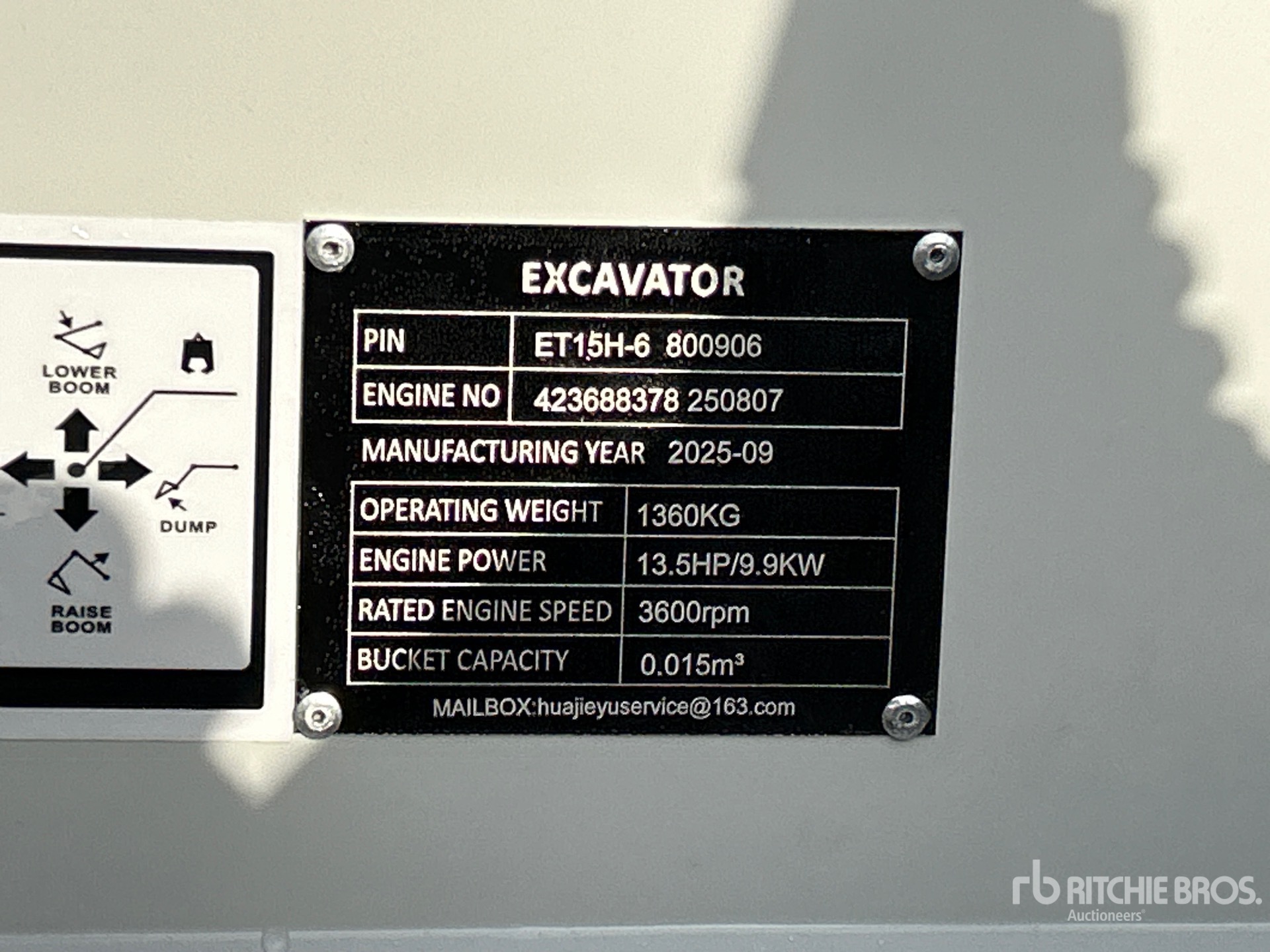 General Appearance with Numero seriale/numero d’identificazione del veicolo (VIN)
