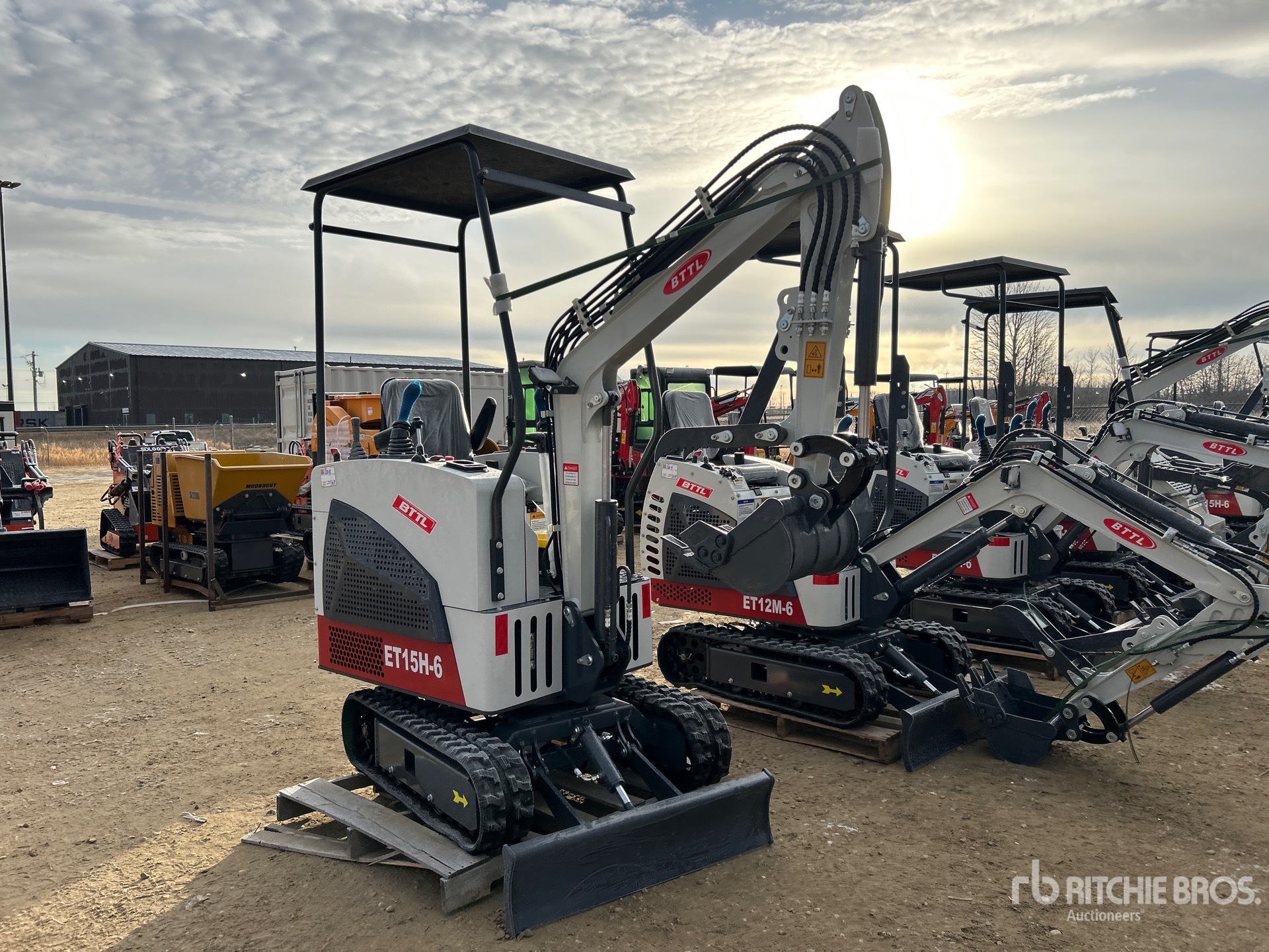 General Appearance with Foto, angolo anteriore destro