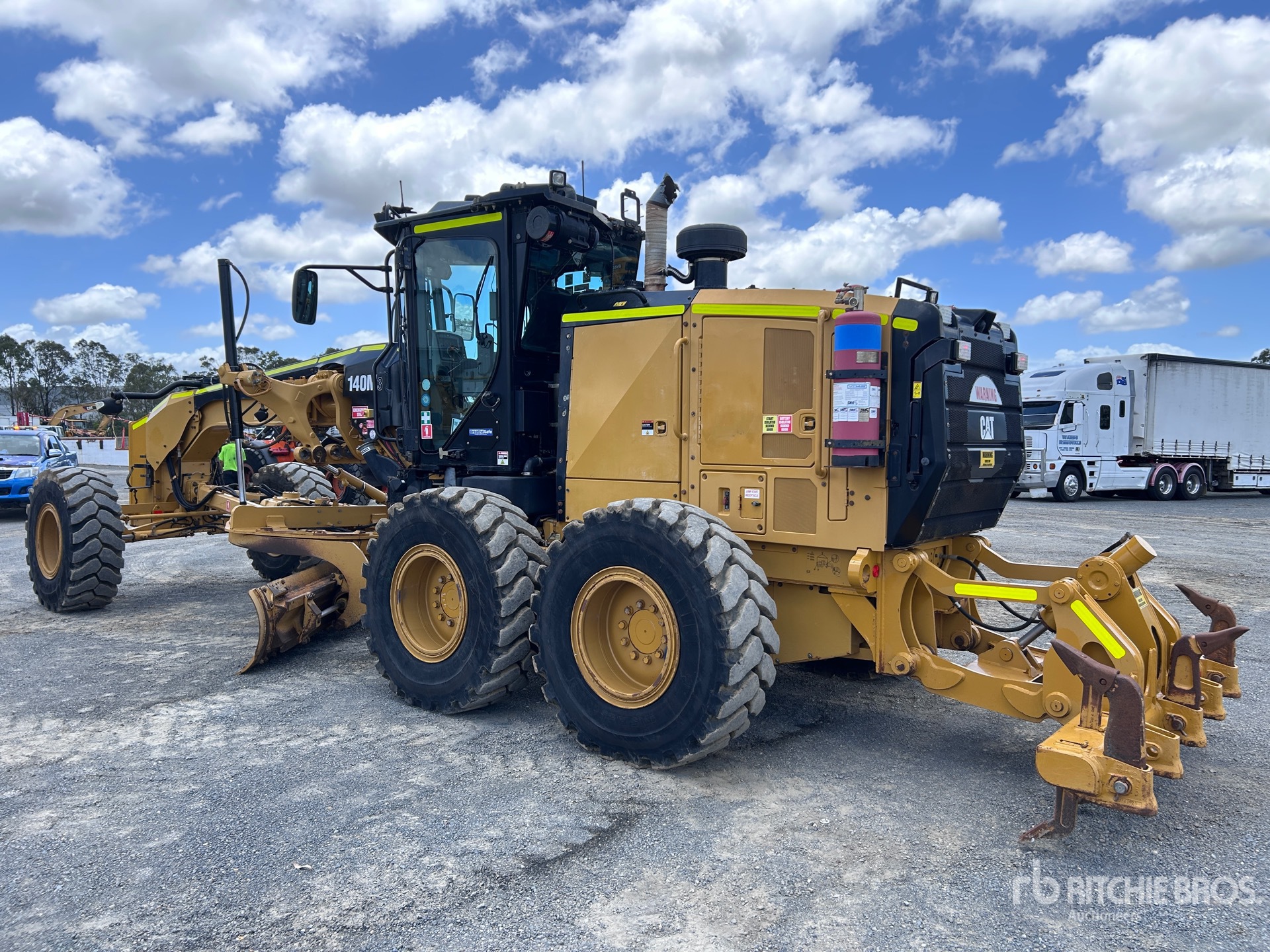 General Appearance with Imagen: esquina trasera izquierda