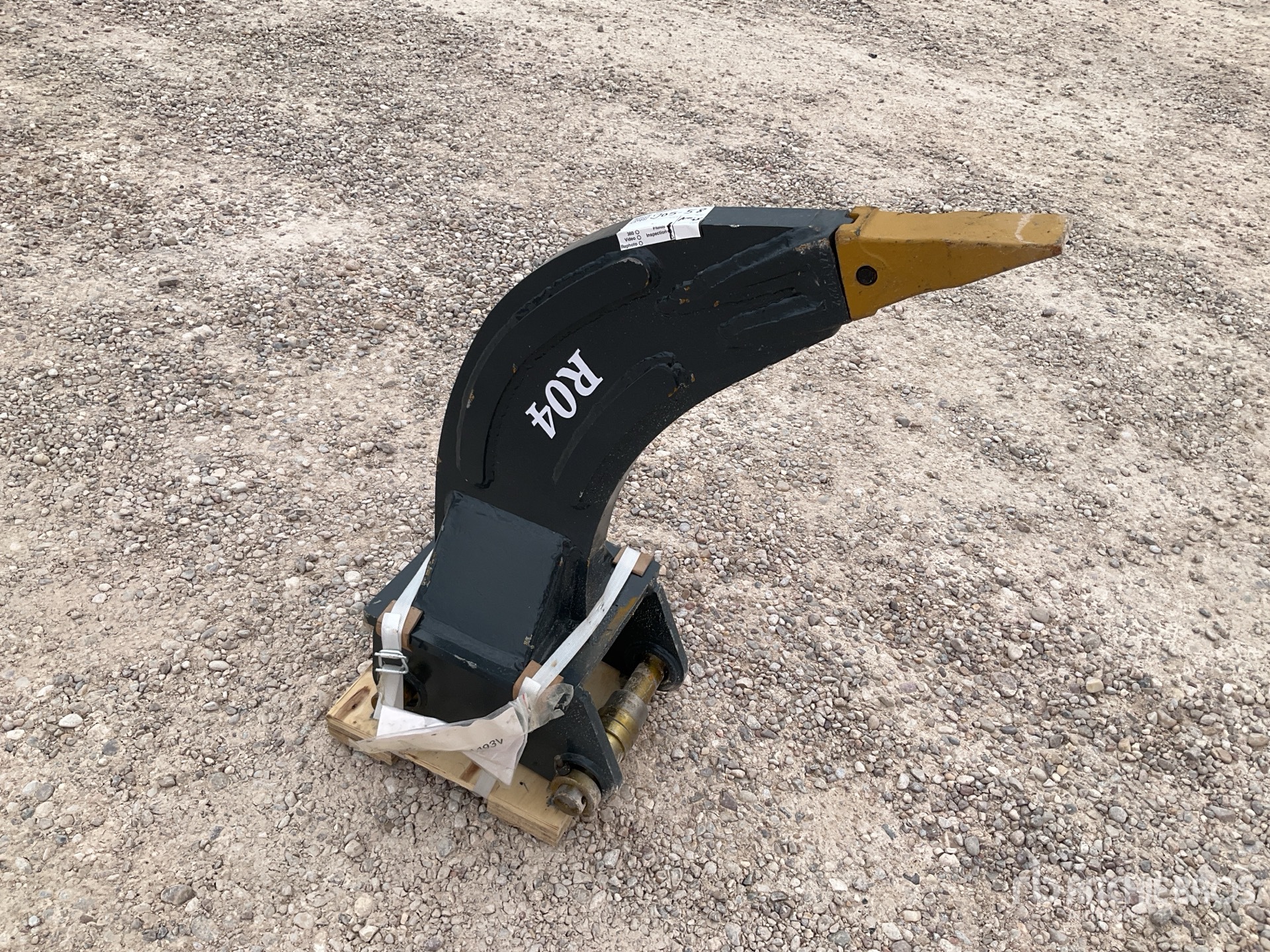 General Appearance with Foto, angolo posteriore sinistro