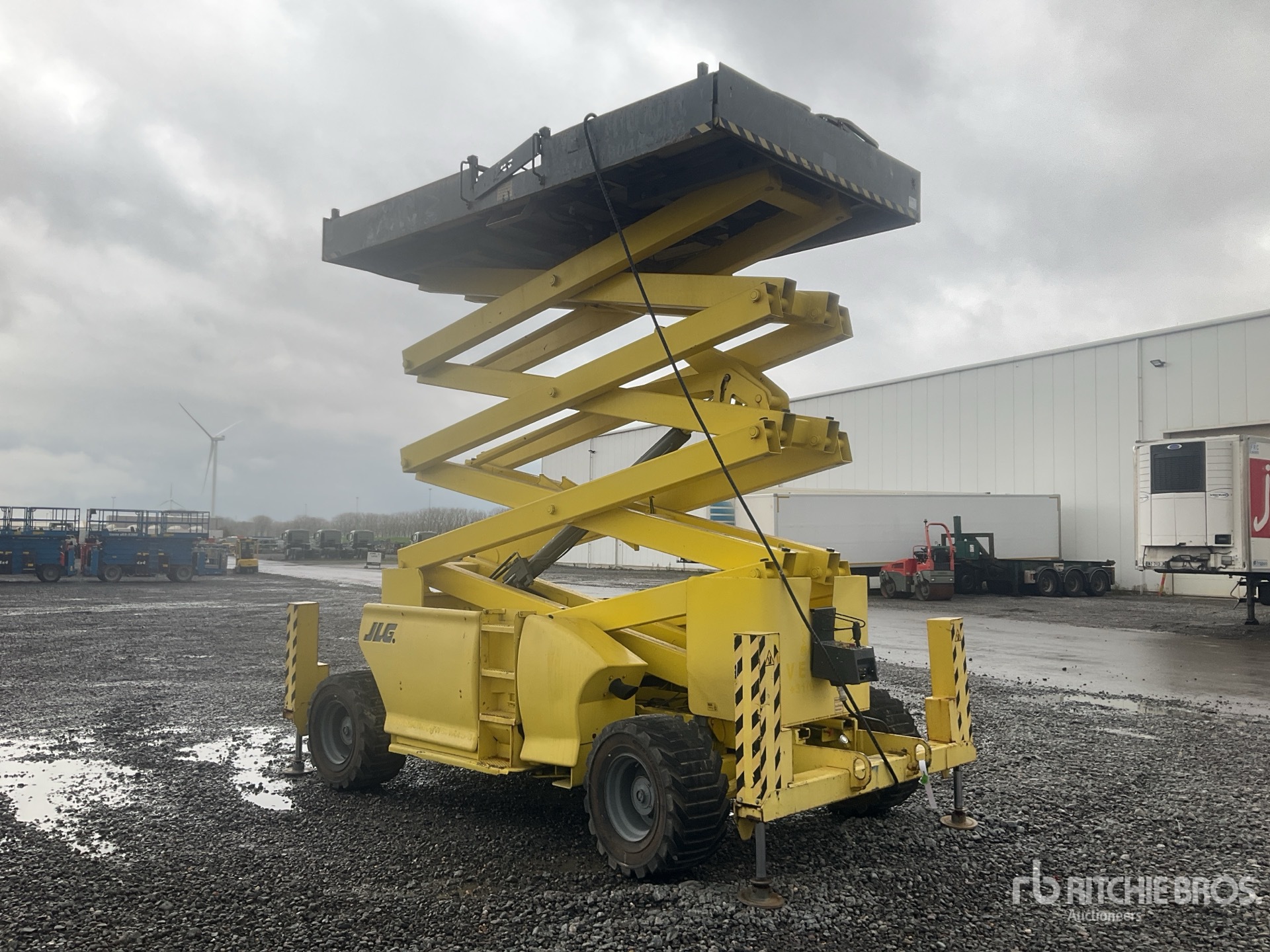 General Appearance with Imagen: esquina delantera derecha