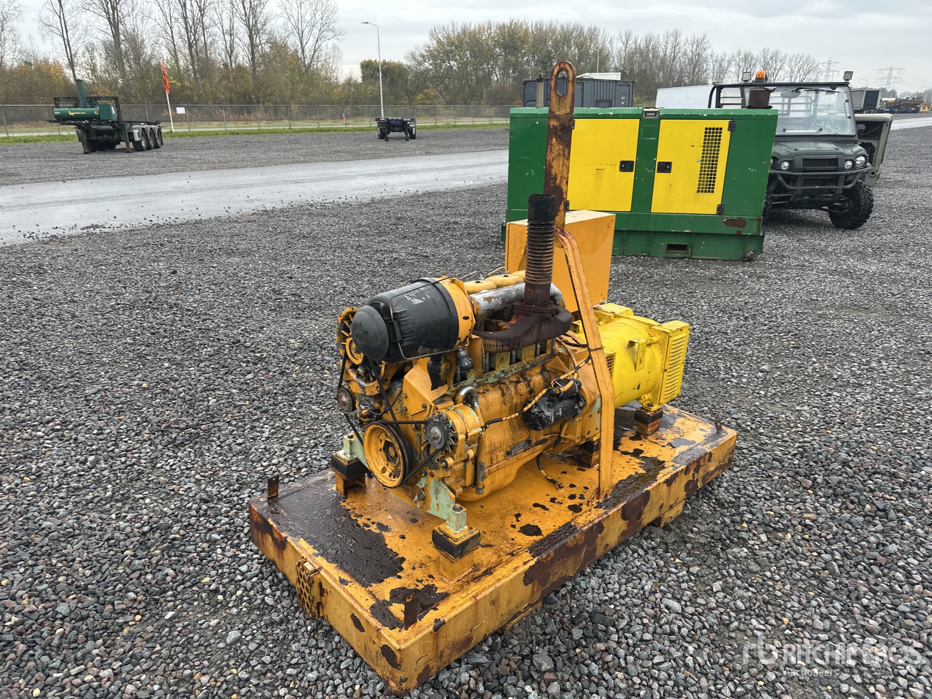 General Appearance with Picture, Left Front Corner