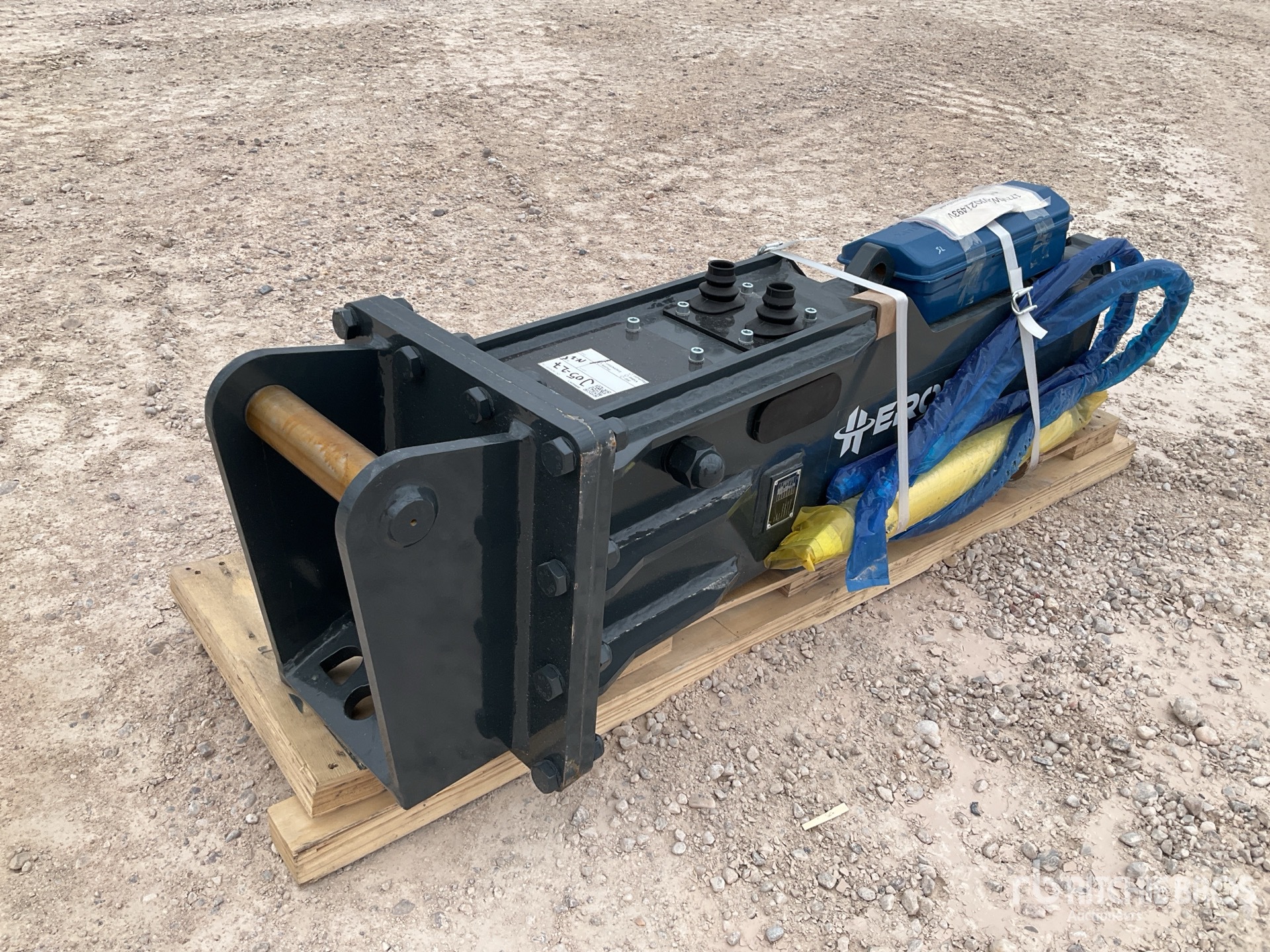 General Appearance with Foto, angolo anteriore sinistro