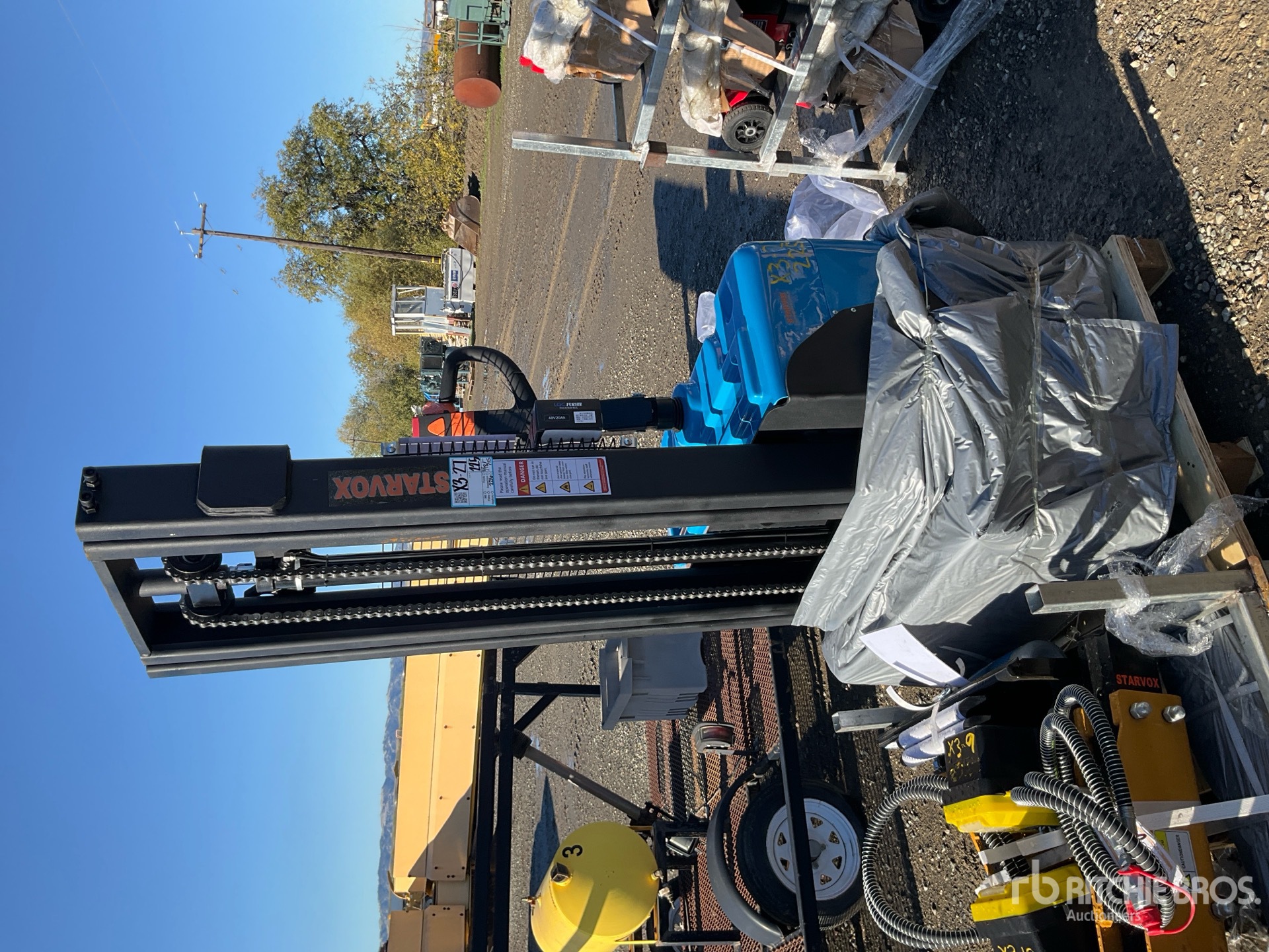 General Appearance with Featured Photo