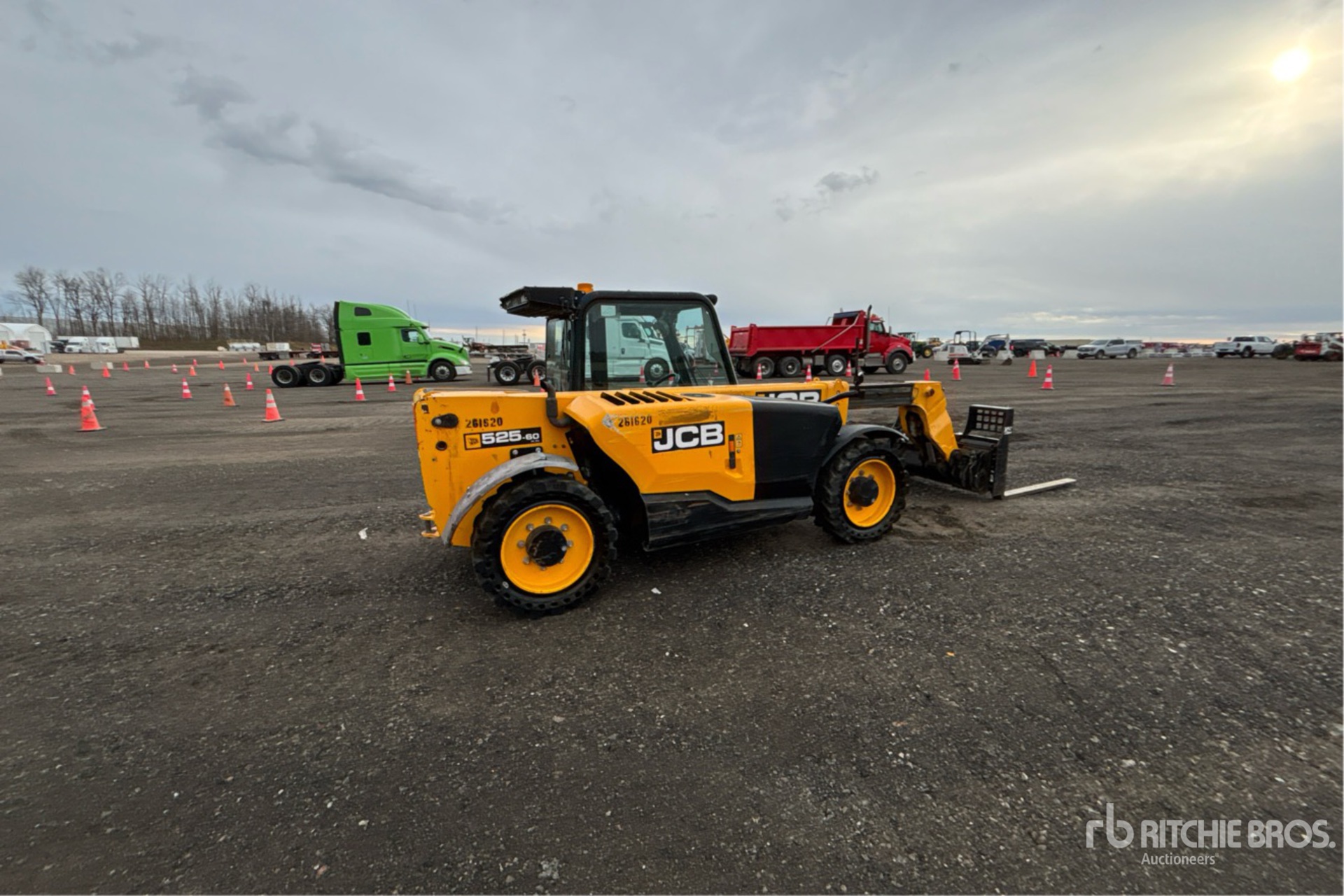 General Appearance with Imagen: esquina trasera derecha