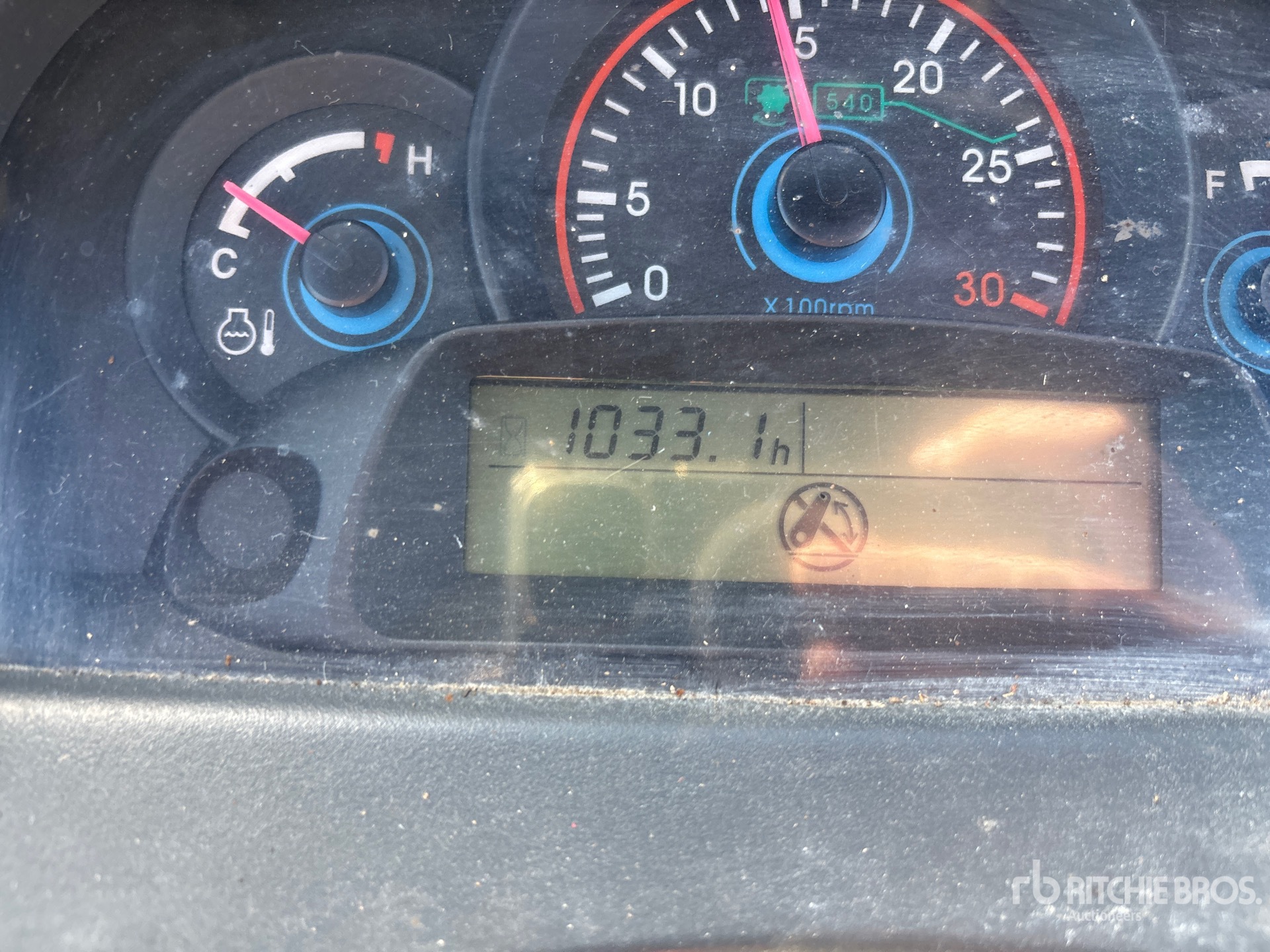 General Appearance with Hour Meter / Odometer