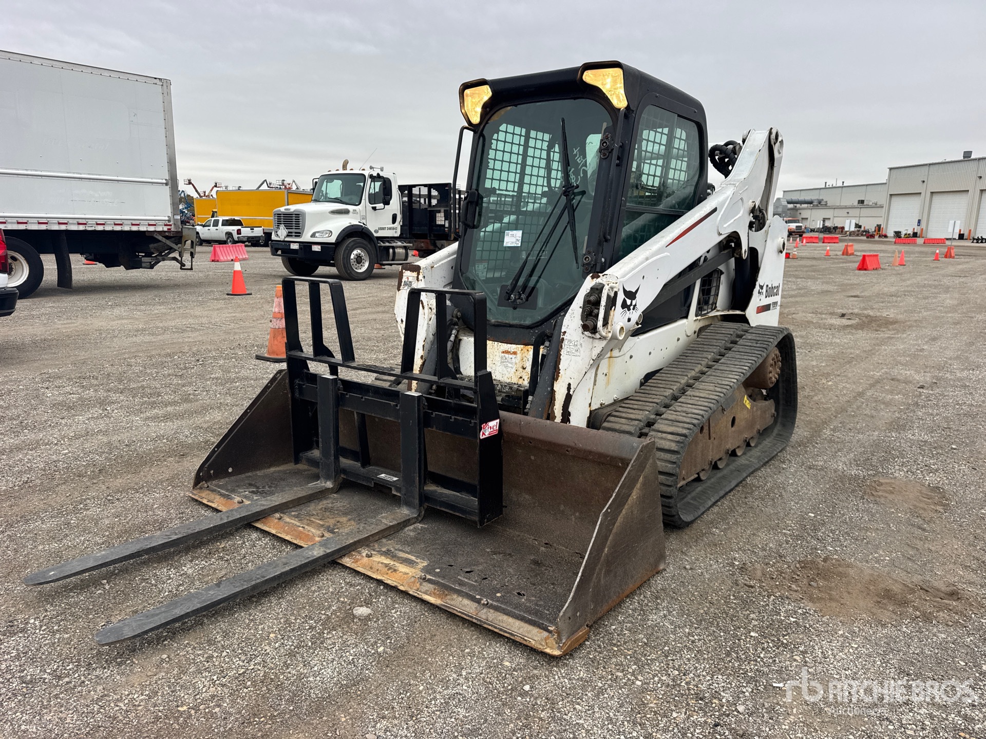 Aspect général with Image, coin avant gauche