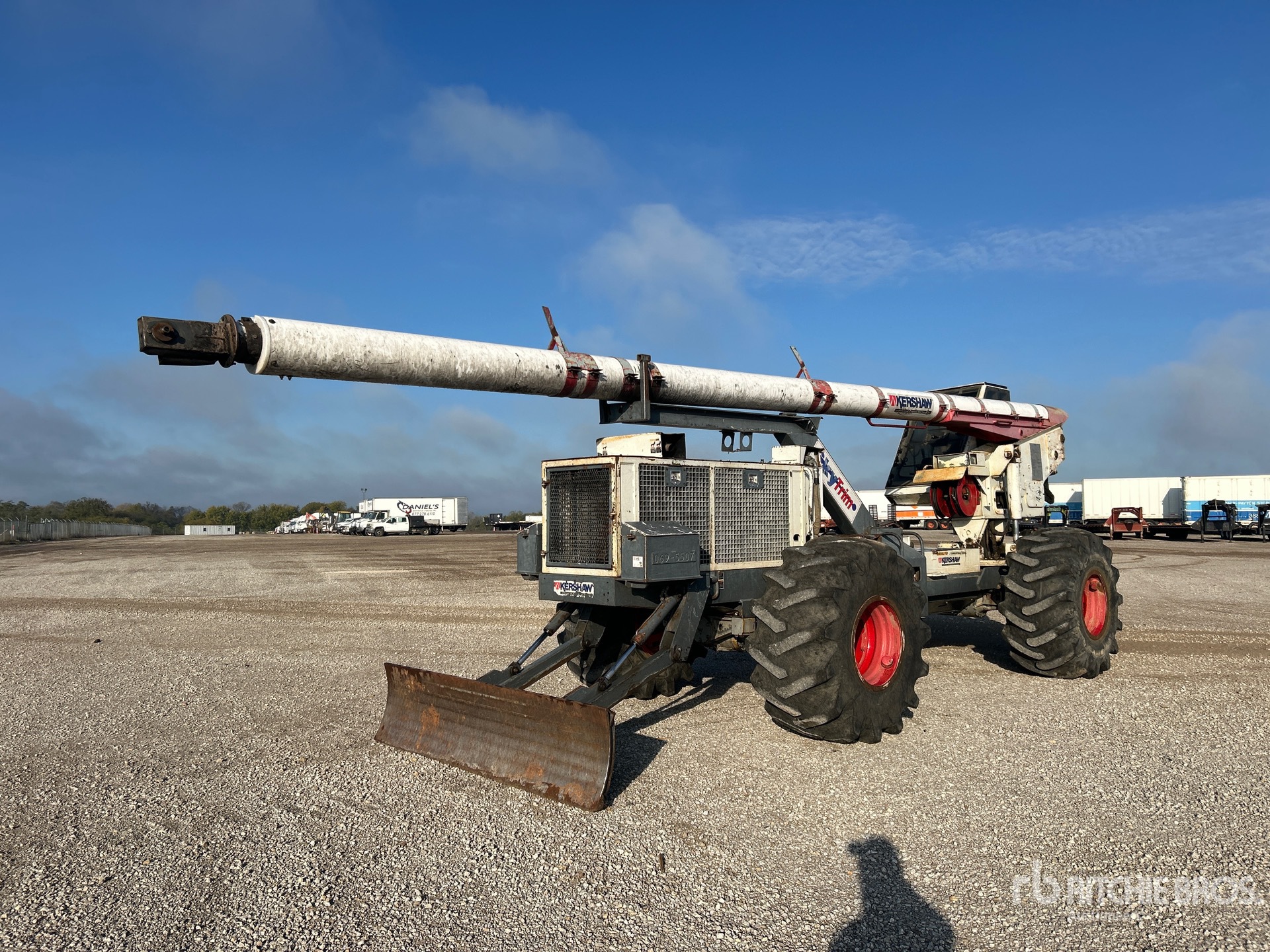 General Appearance with Featured Photo