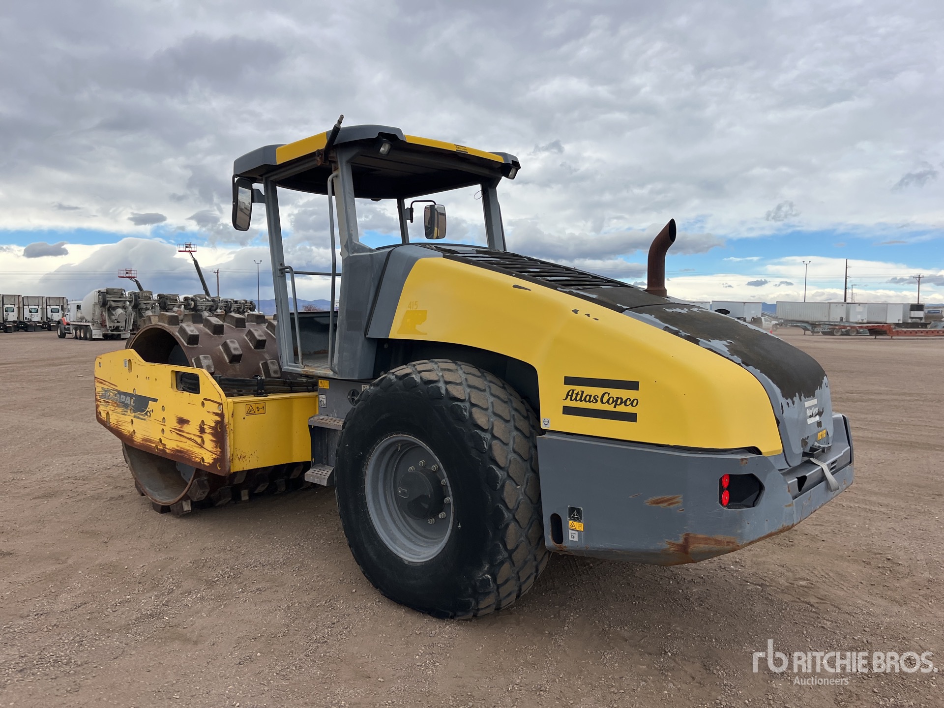 General Appearance with Imagen: esquina trasera izquierda