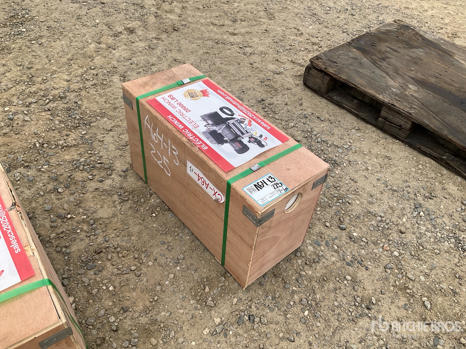 General Appearance with Picture, Left Front Corner