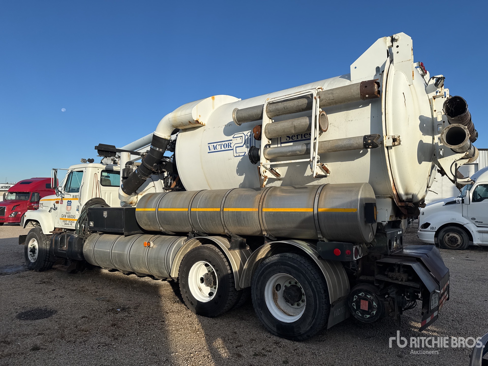 General Appearance with Foto, angolo posteriore sinistro