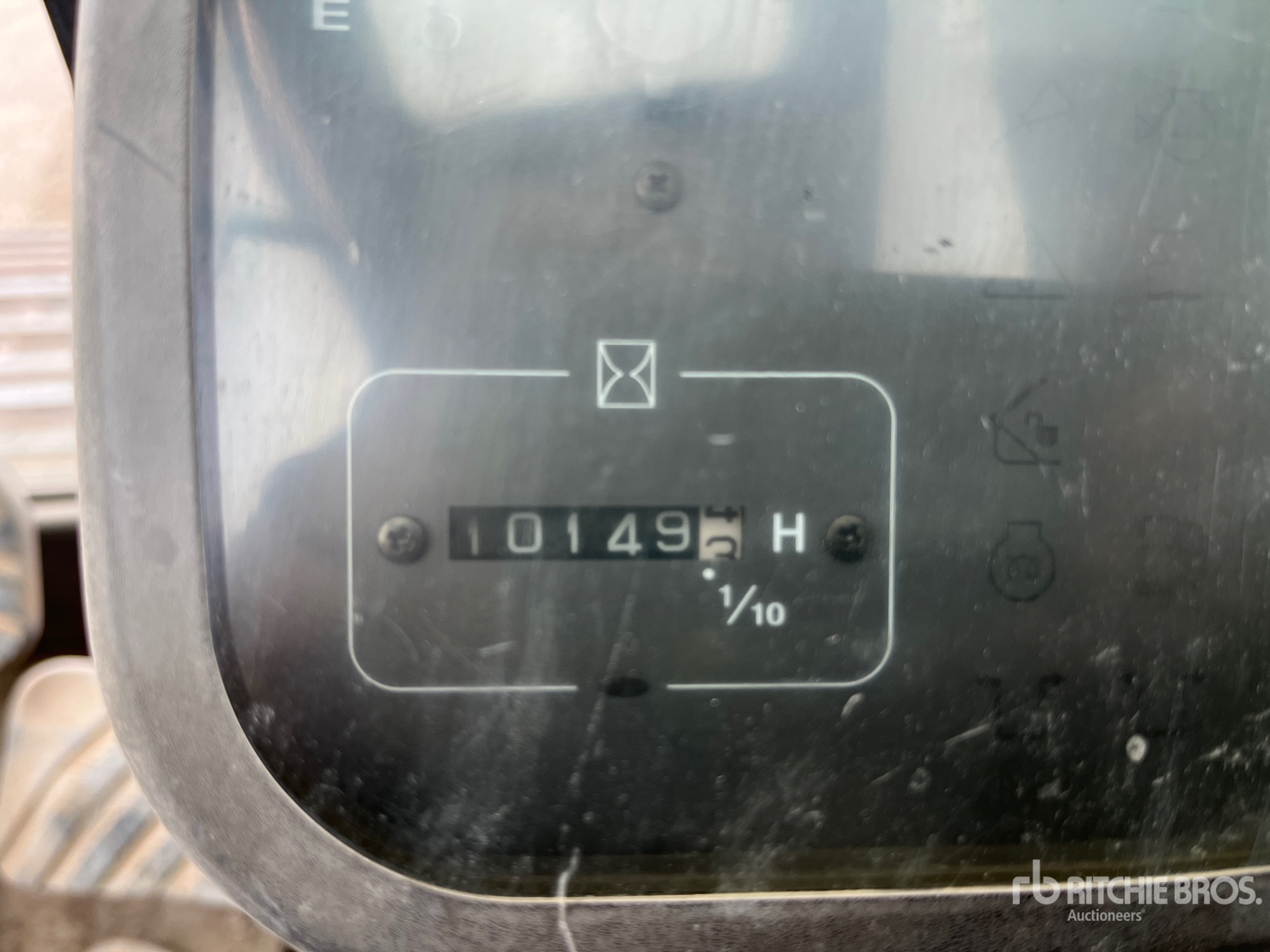 General Appearance with Hour Meter / Odometer