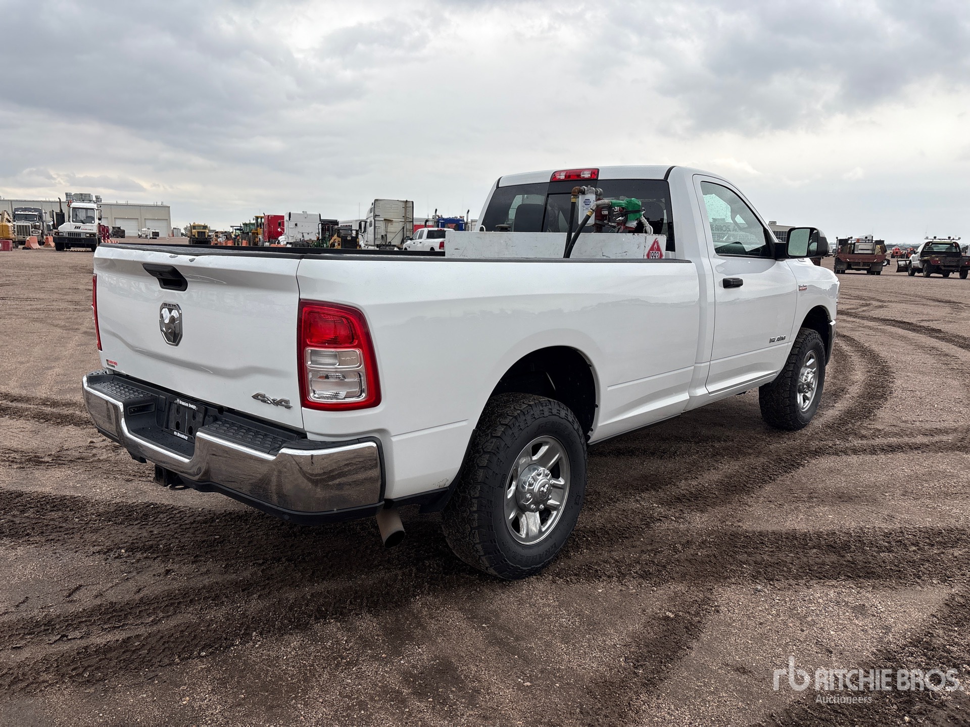 General Appearance with Picture, Right Rear Corner