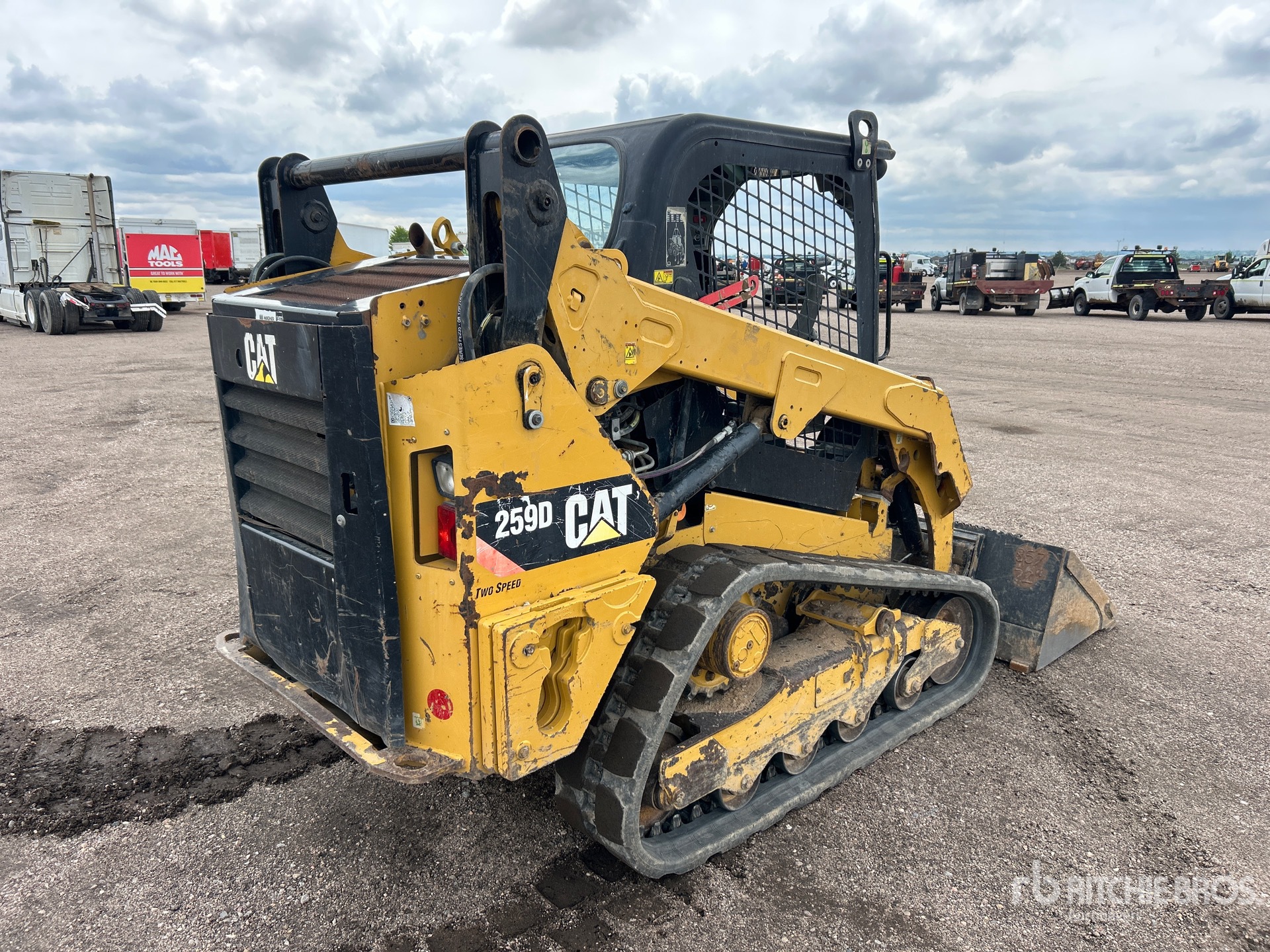 General Appearance with Picture, Right Rear Corner