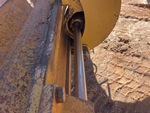 Hydraulics with Blade Side Shift Cylinders