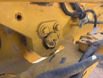 Chassis with Front Axle Oscillating Pin Wear