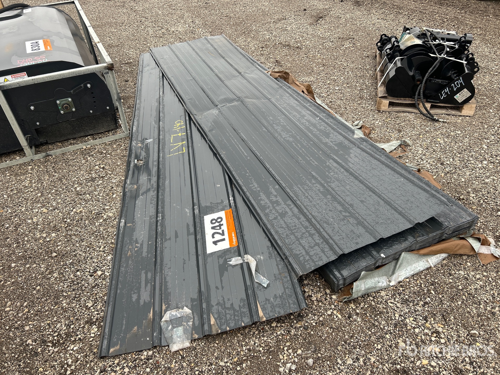 General Appearance with Imagen: esquina trasera derecha