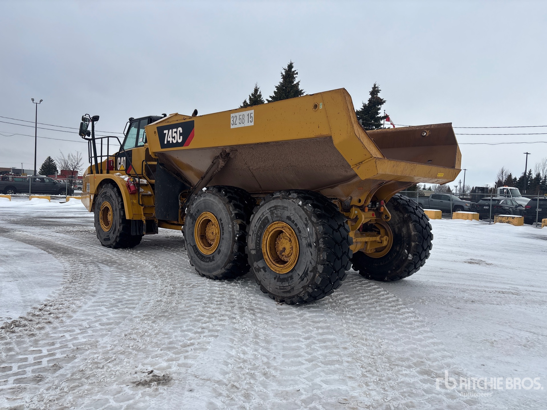 General Appearance with Bild, Ecke hinten links