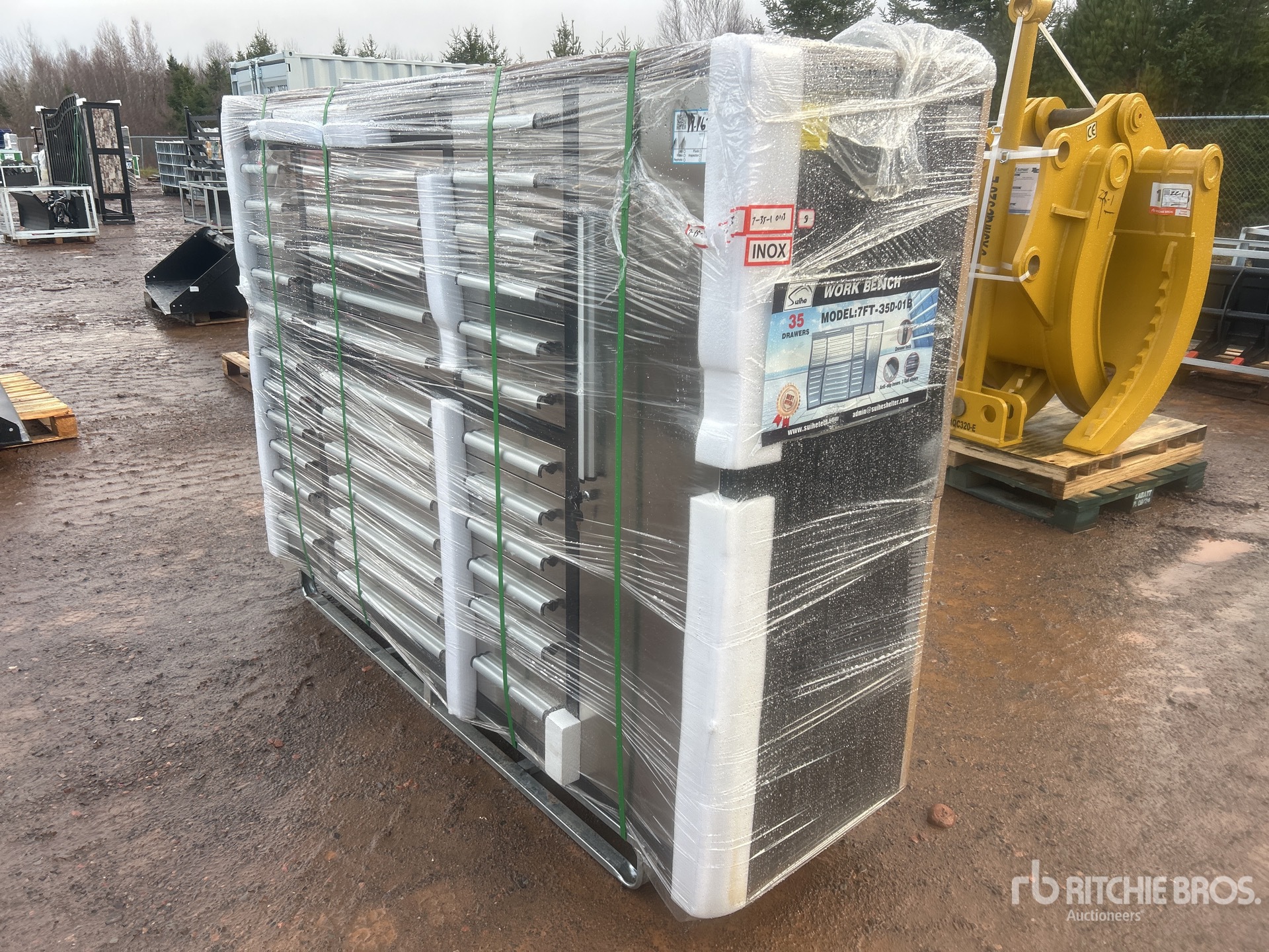 General Appearance with Picture, Left Front Corner