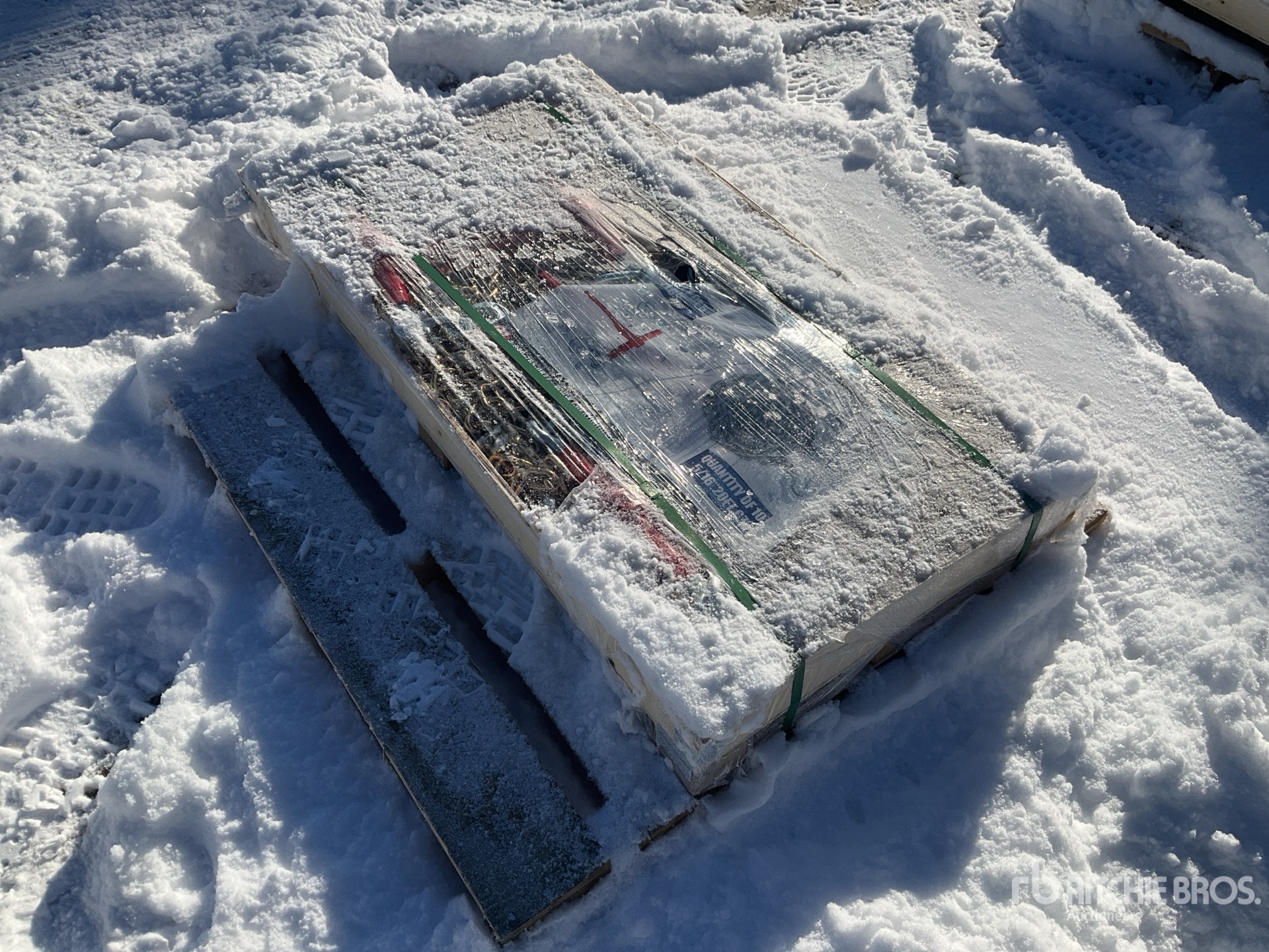 General Appearance with Image, coin avant gauche