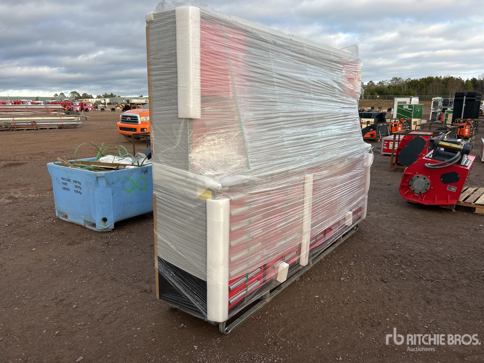 General Appearance with Picture, Right Front Corner