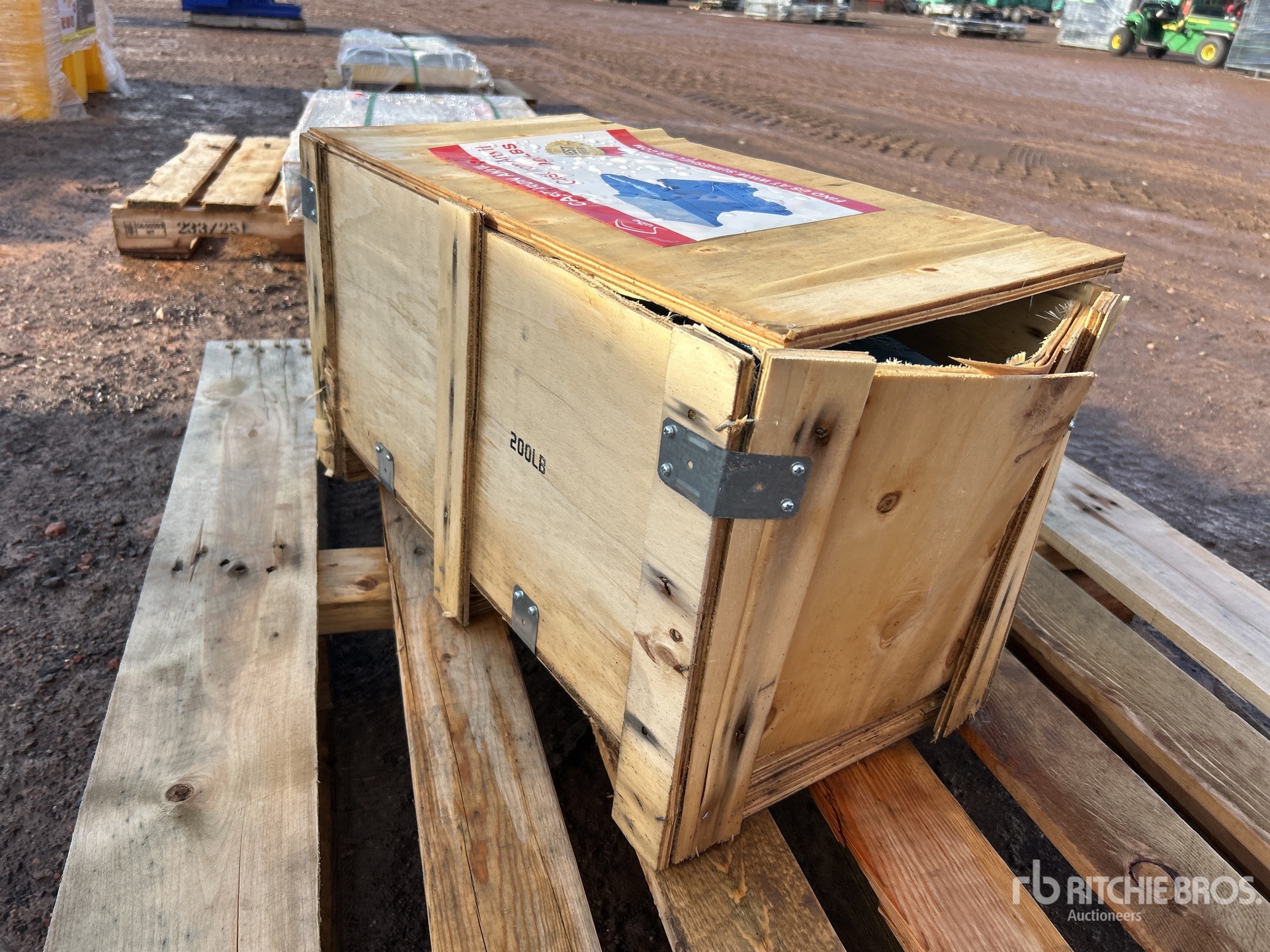 General Appearance with Picture, Right Rear Corner