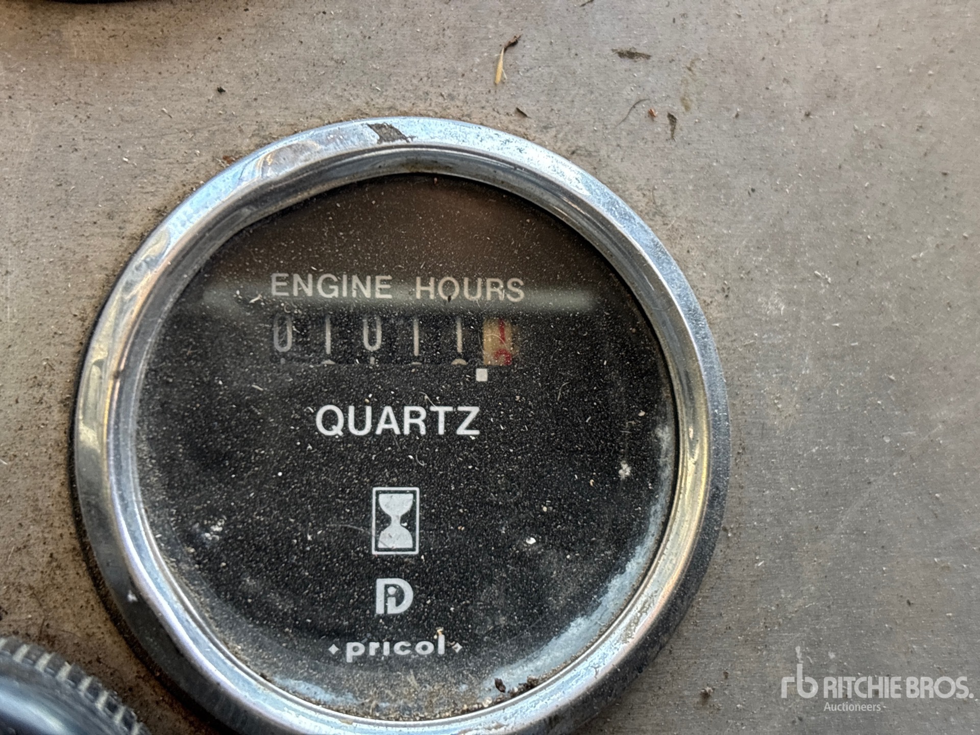 General Appearance with Hour Meter / Odometer
