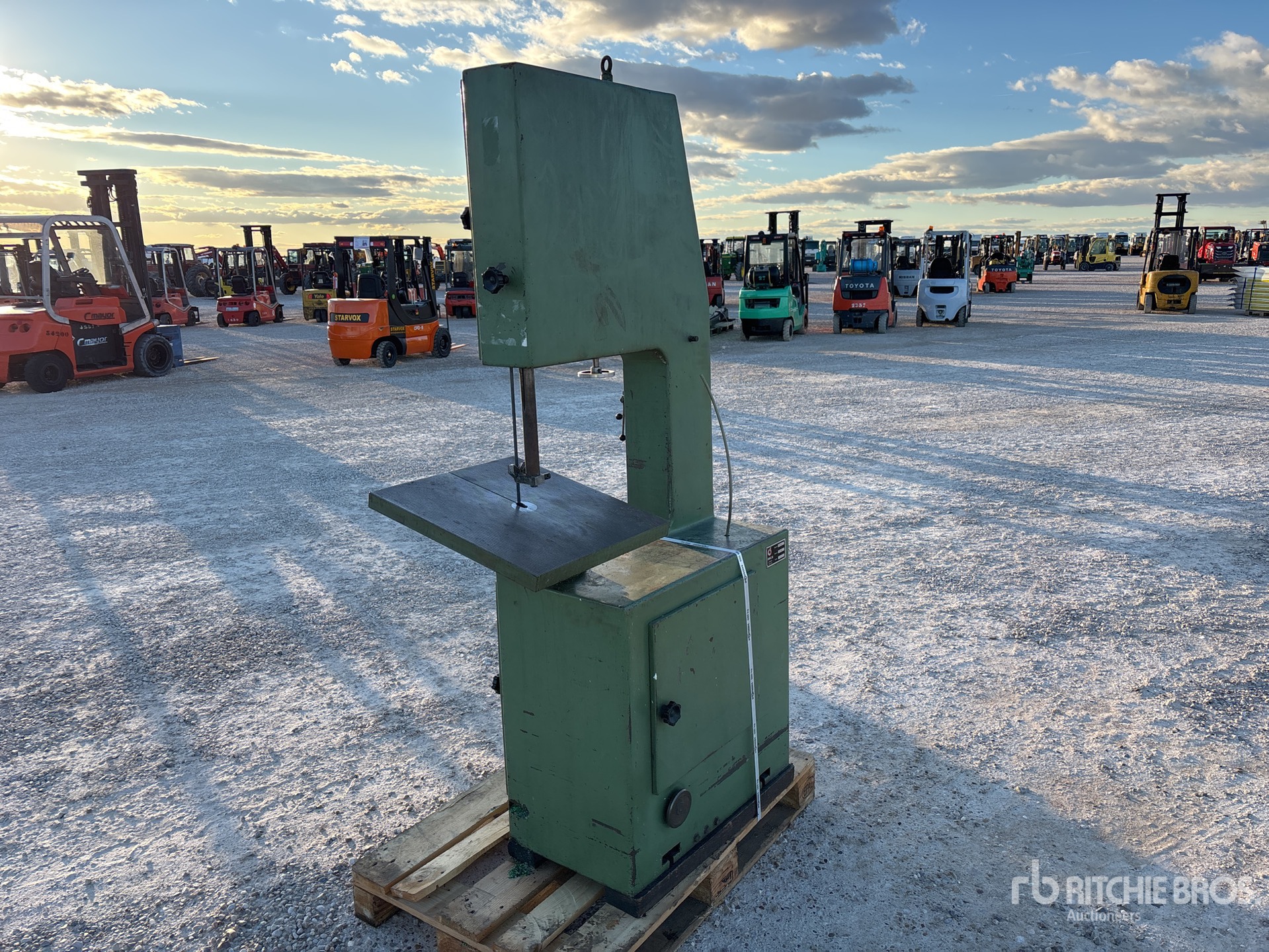 General Appearance with Imagen: esquina trasera derecha