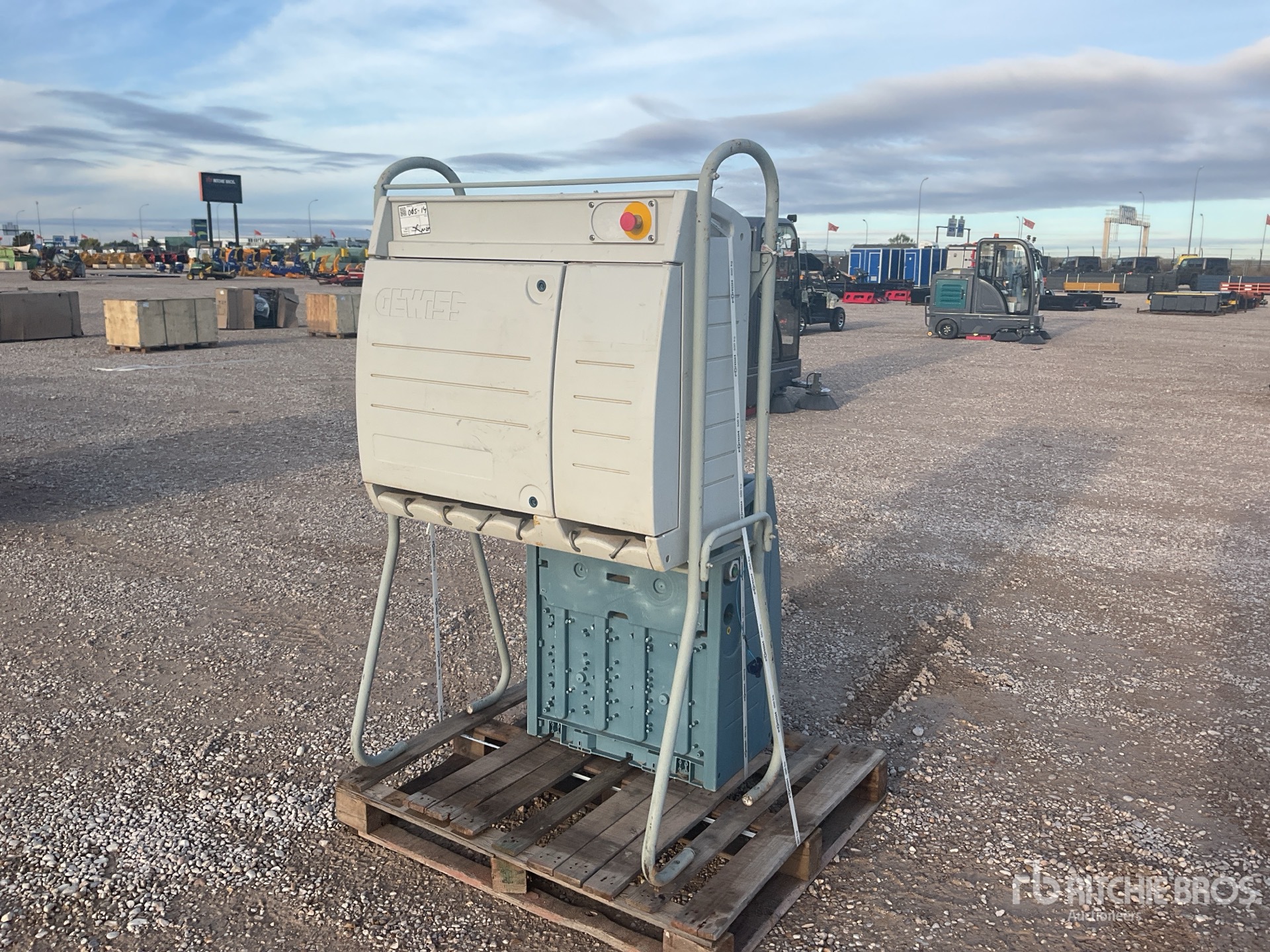 General Appearance with Imagen: esquina delantera izquierda