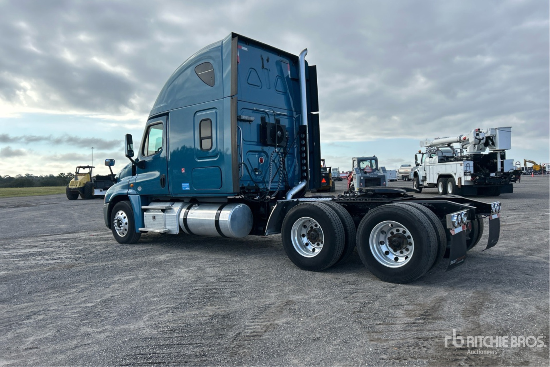 General Appearance with Image, coin arrière gauche