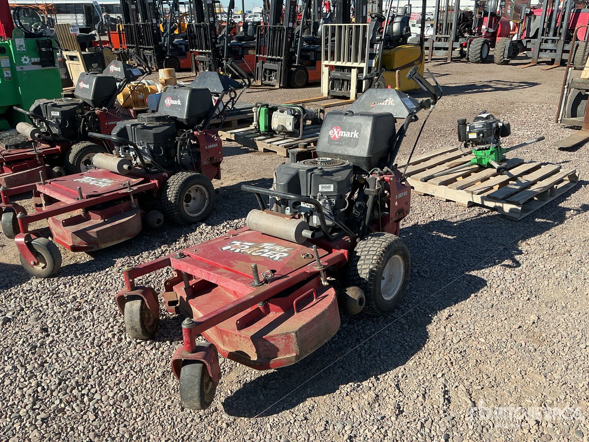 General Appearance with Picture, Left Front Corner