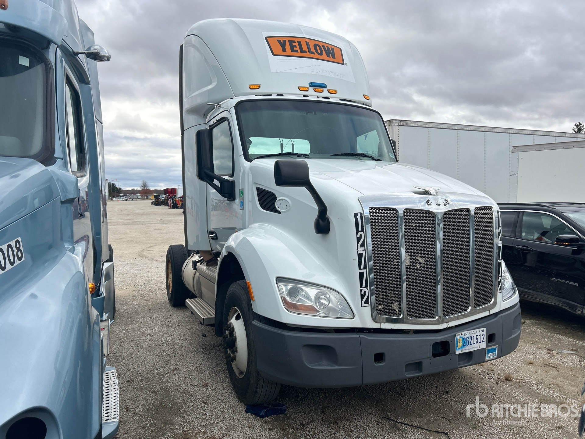 General Appearance with Image, coin avant droit