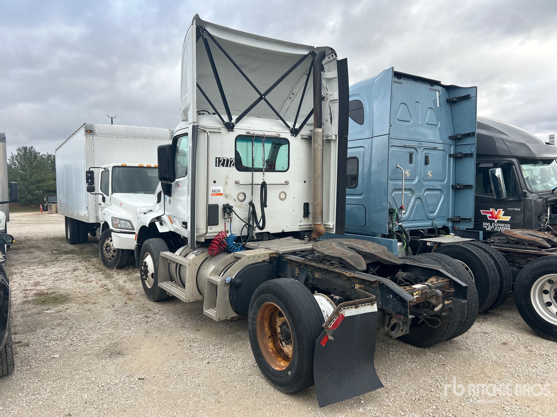 General Appearance with Image, coin arrière gauche