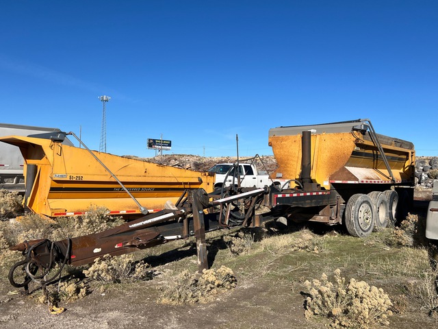 1994 Clement 4ATTRK18 Quad/A Pup Dump Trailer
