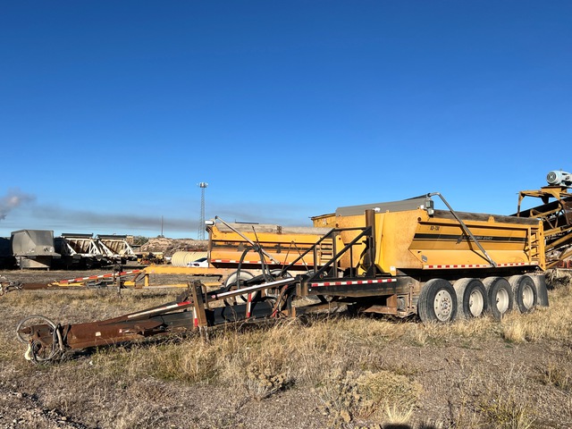 1994 Clement 4ATTRK18 Quad/A Pup Dump Trailer