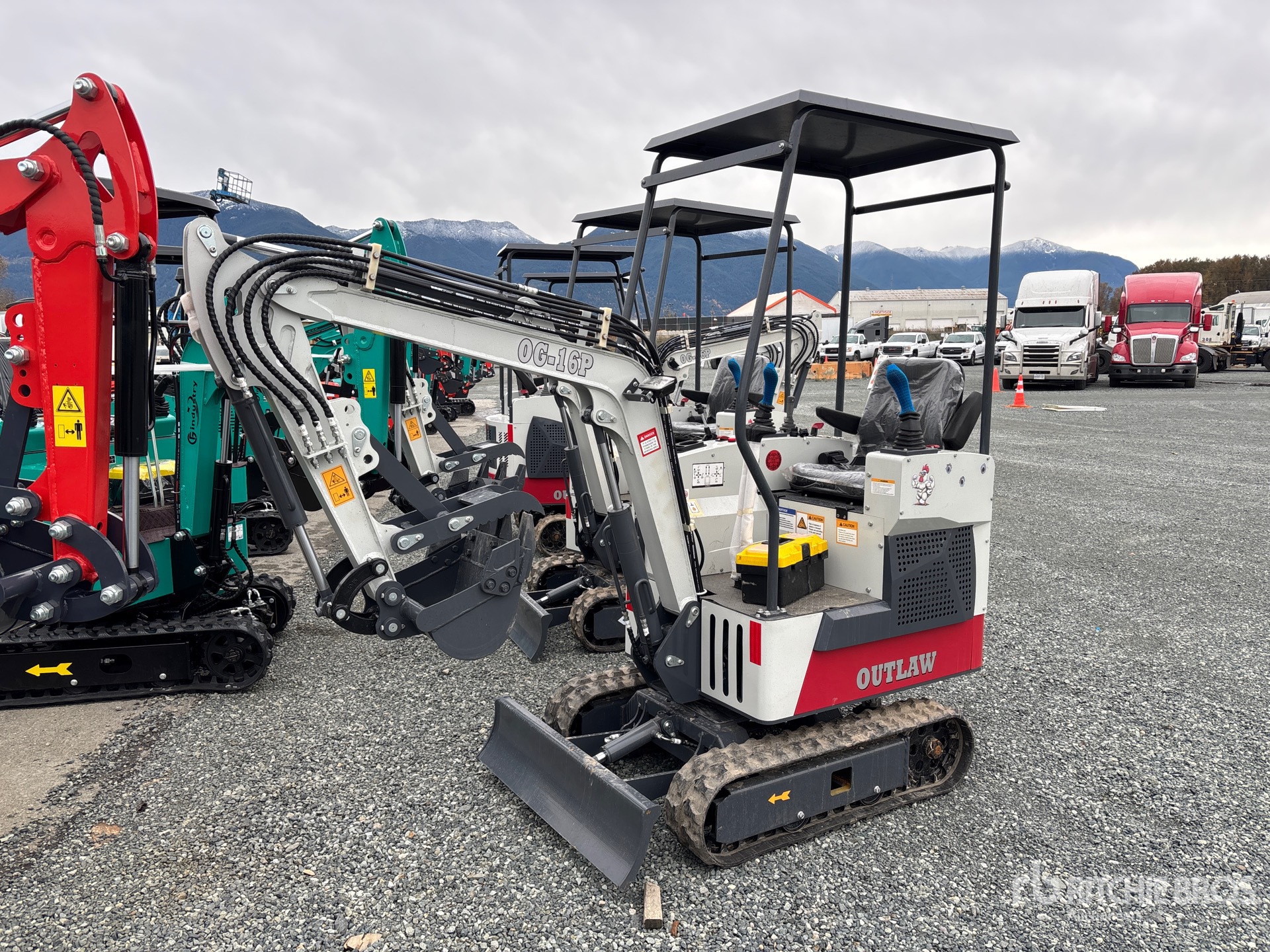 General Appearance with Picture, Left Front Corner