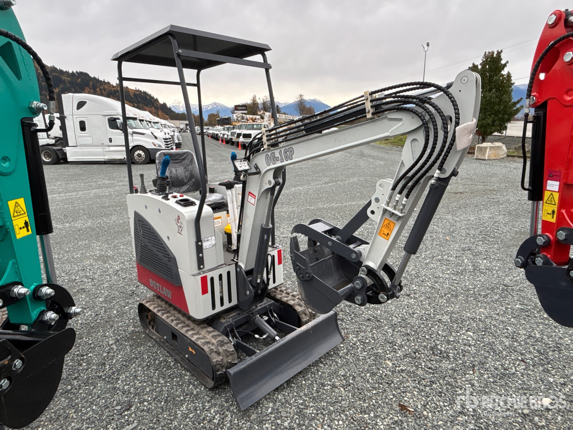 General Appearance with Picture, Right Front Corner