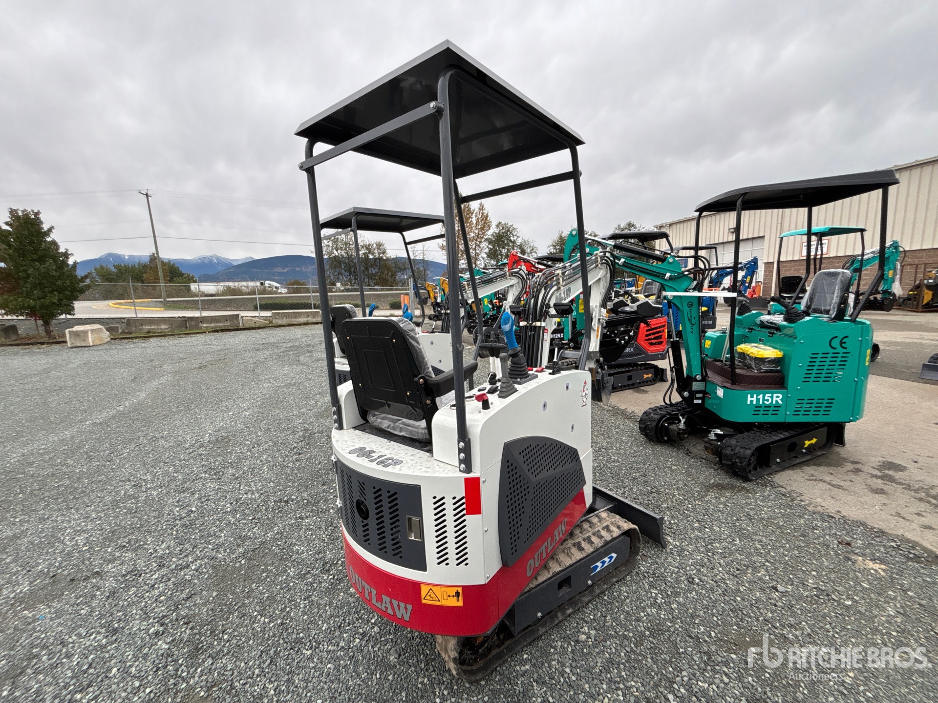 General Appearance with Picture, Right Rear Corner