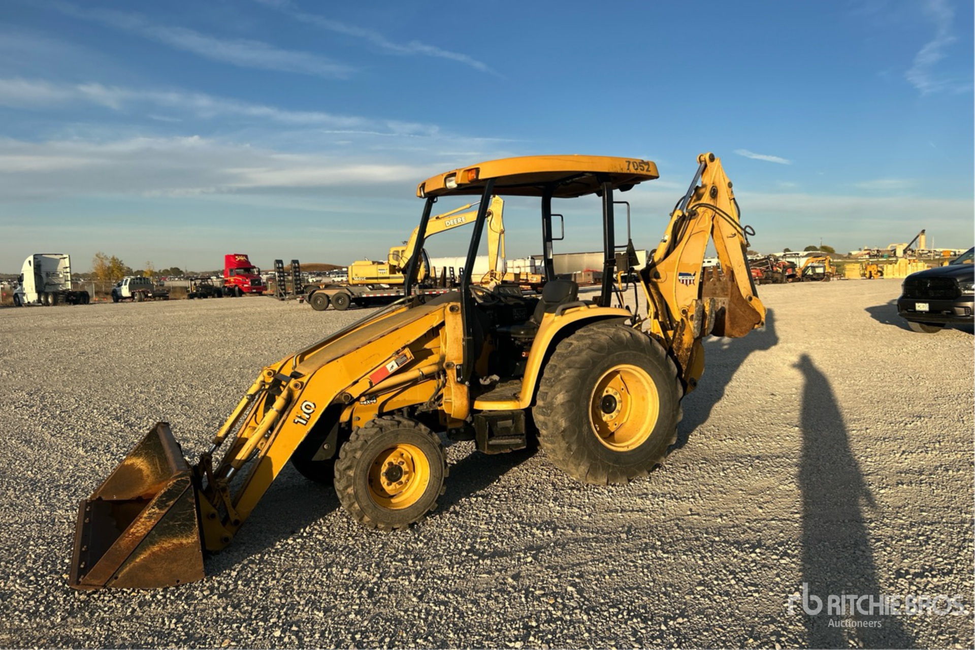 General Appearance with Picture, Left Front Corner