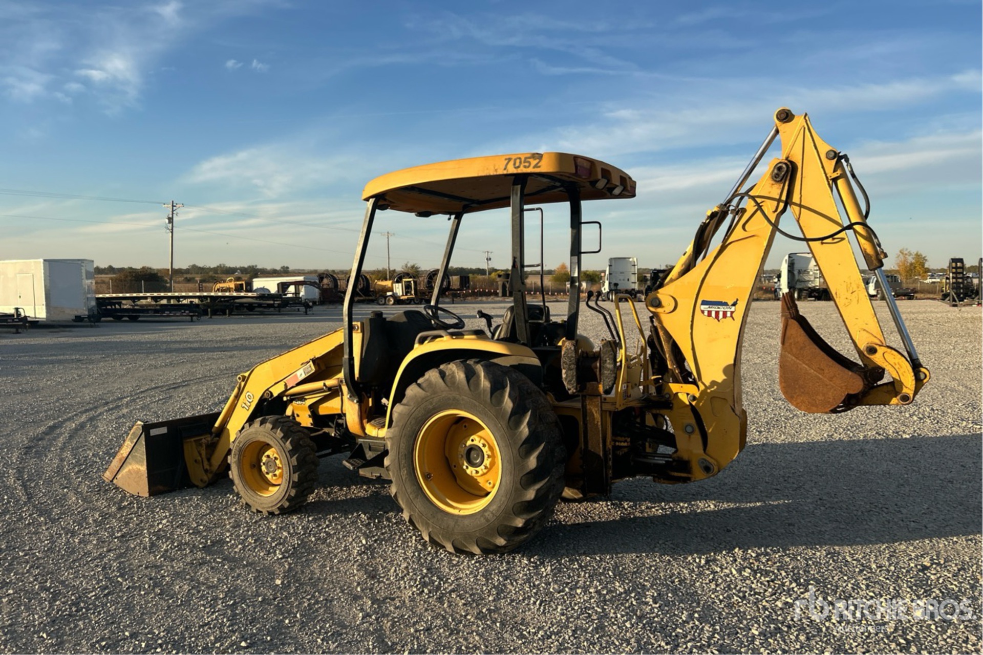 General Appearance with Picture, Left Rear Corner