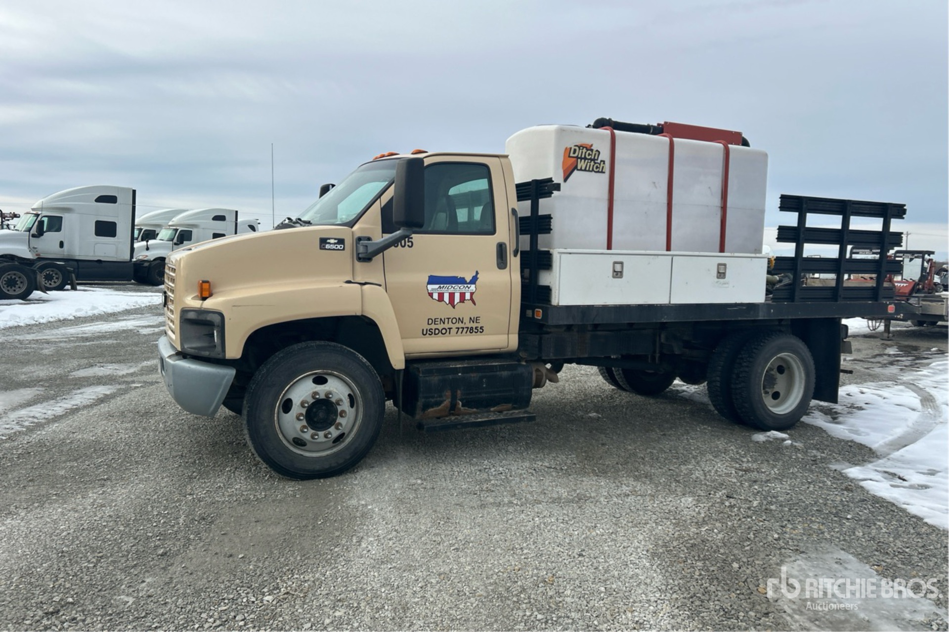 General Appearance with Picture, Left Front Corner