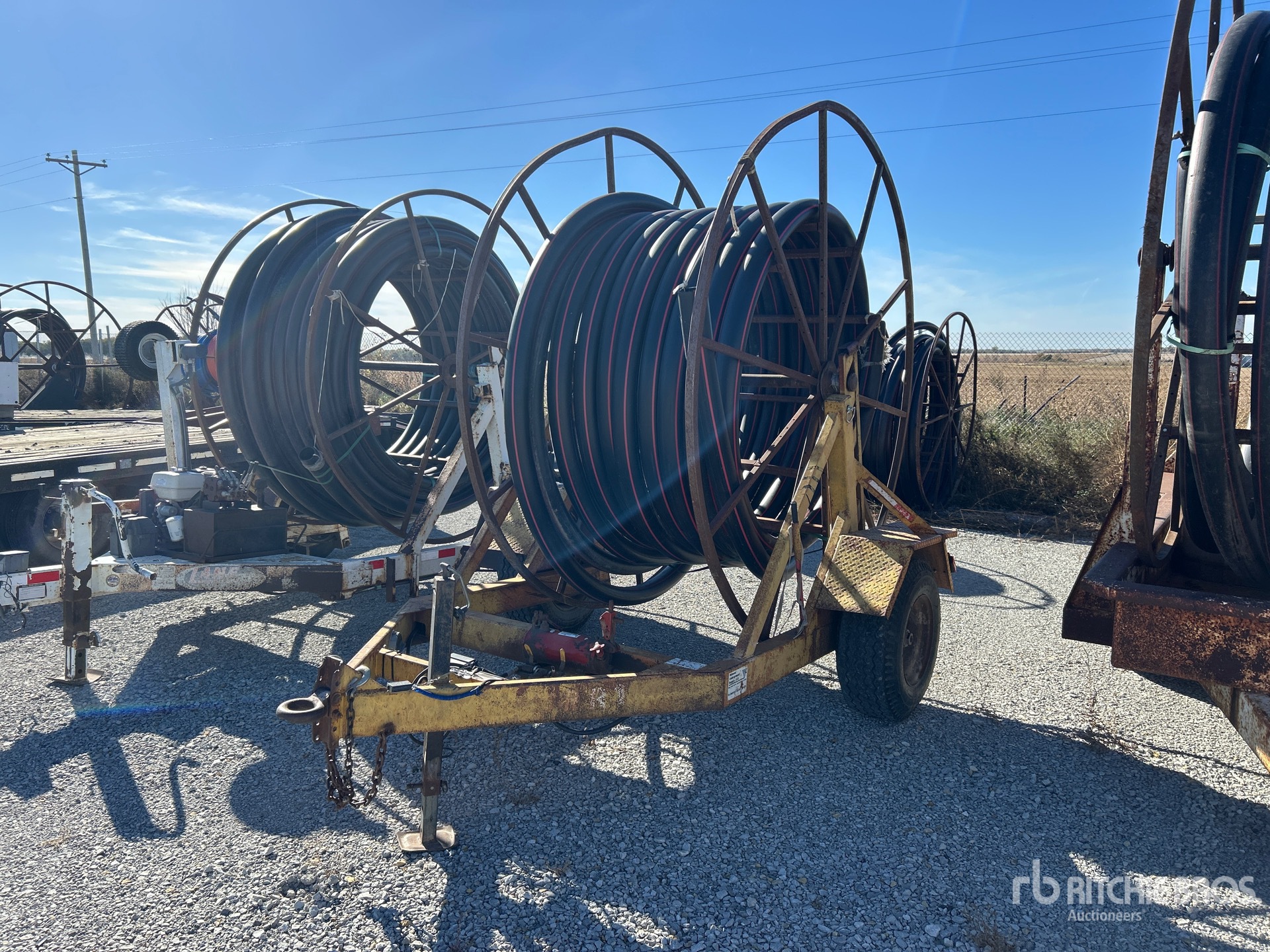 General Appearance with Featured Photo