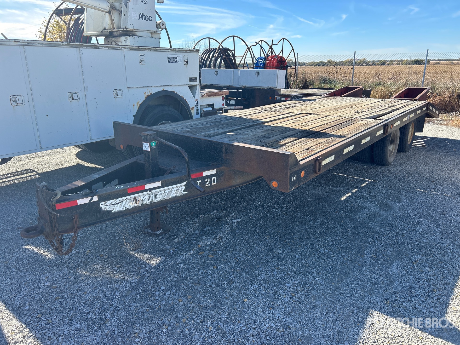 General Appearance with Featured Photo