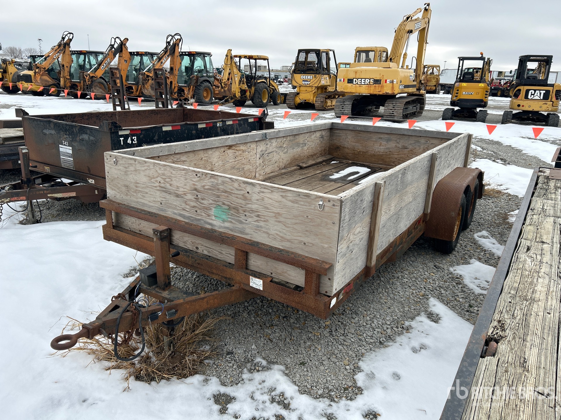 General Appearance with Featured Photo