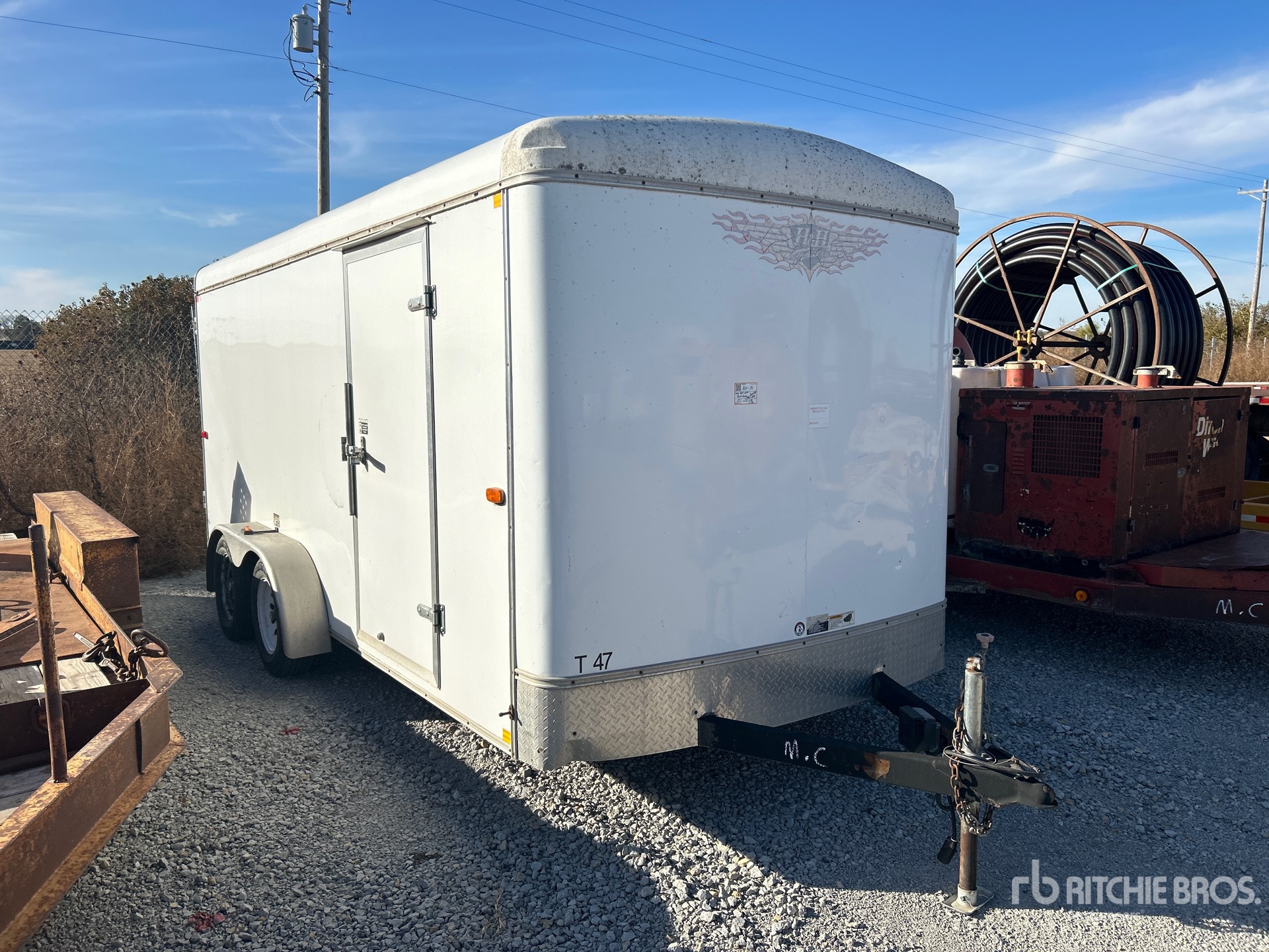 General Appearance with Picture, Right Front Corner